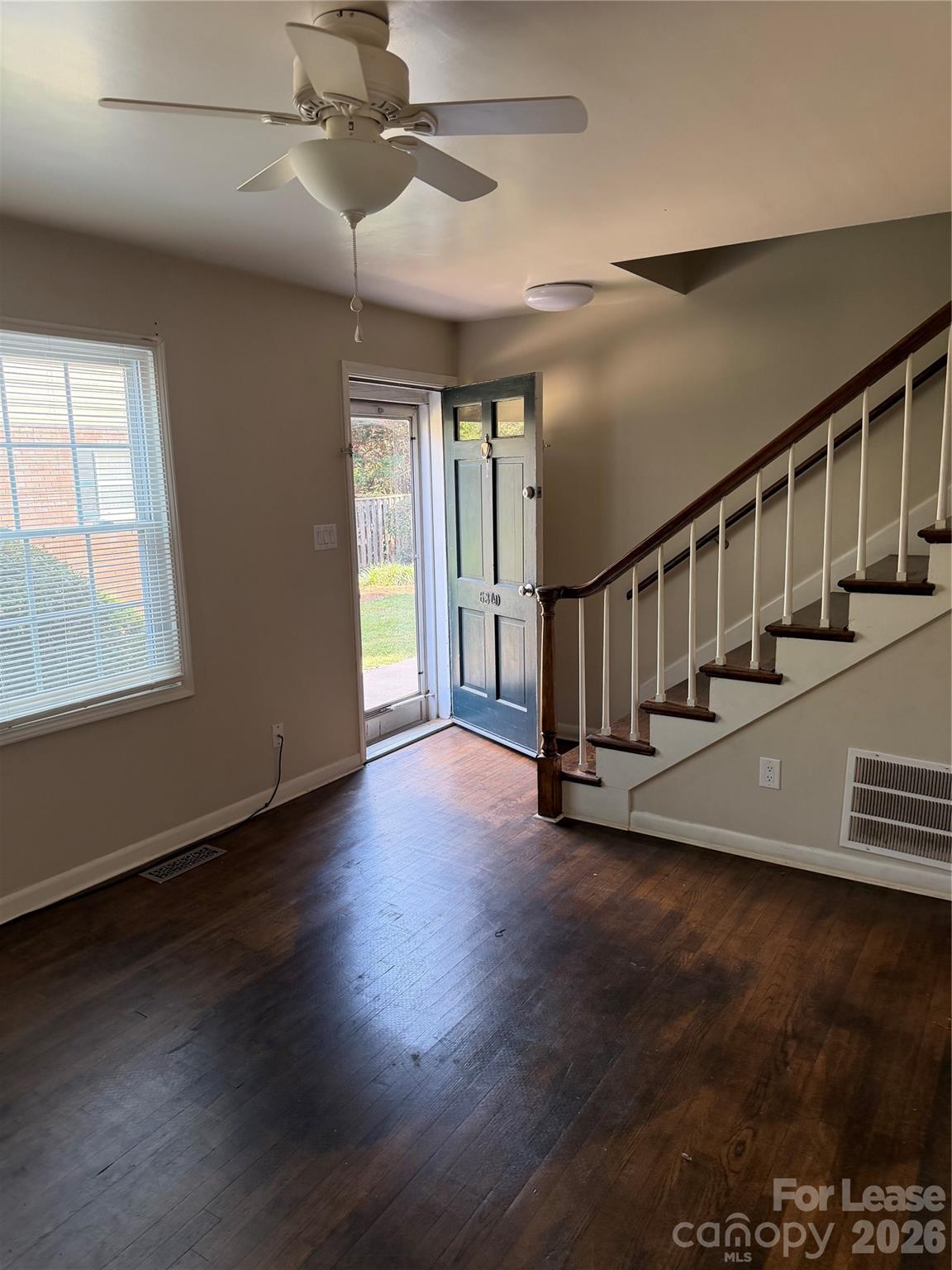 634 Walnut Street Property Photo 3