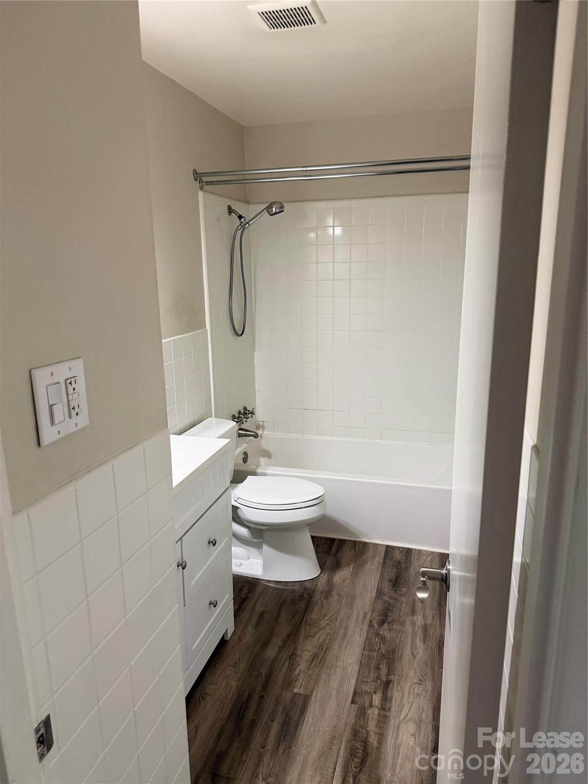 634 Walnut Street Property Photo 13