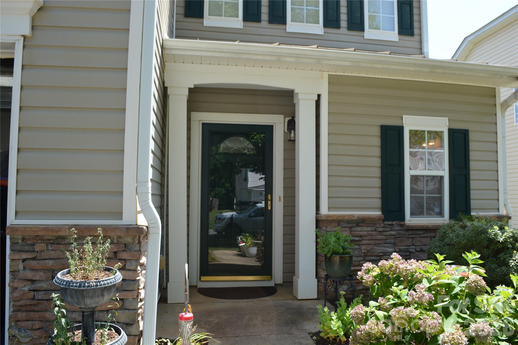 4351 Stone Mountain Drive Property Photo 5