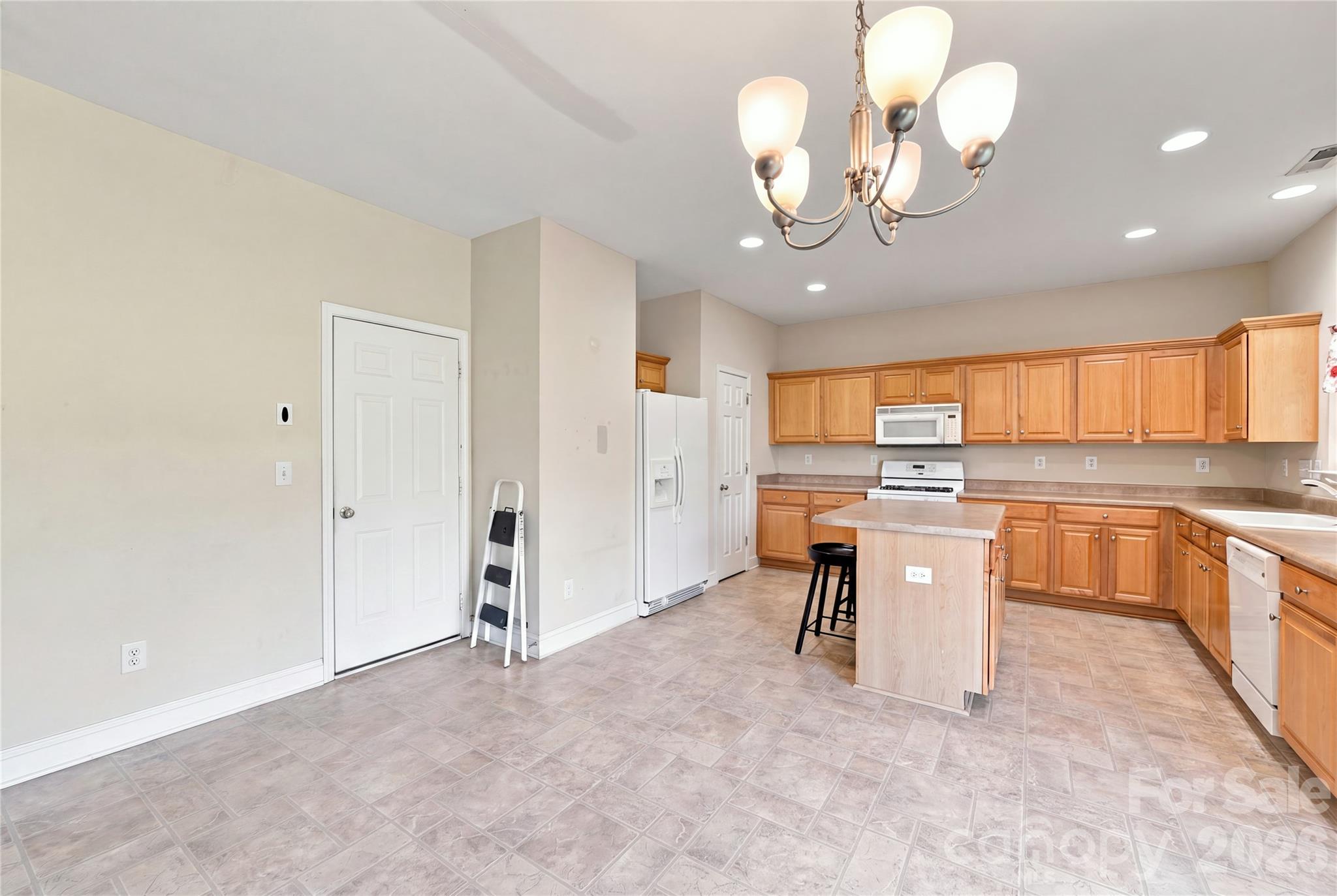 4351 Stone Mountain Drive Property Photo 12