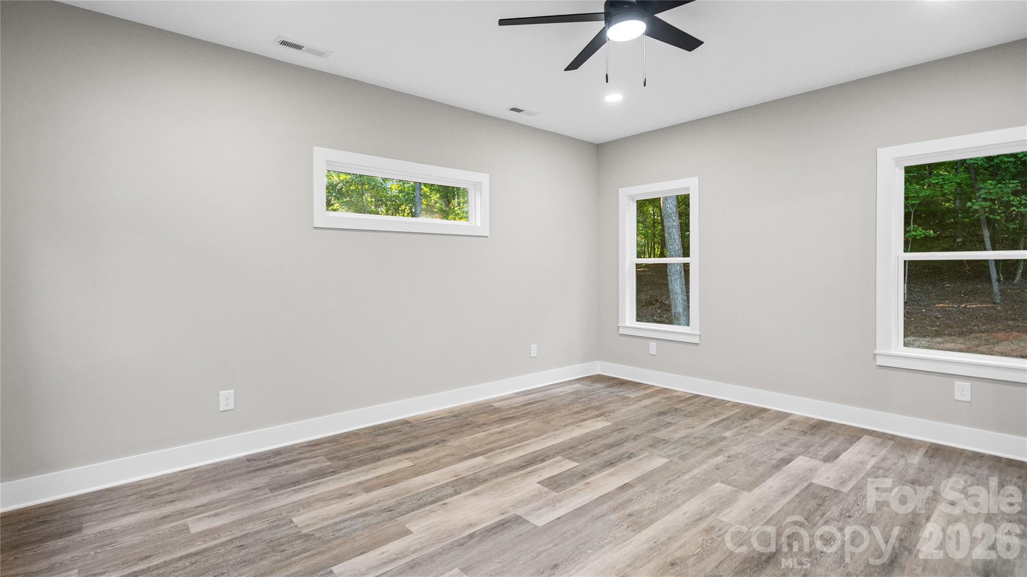 644 Roxboro Drive Property Photo 16