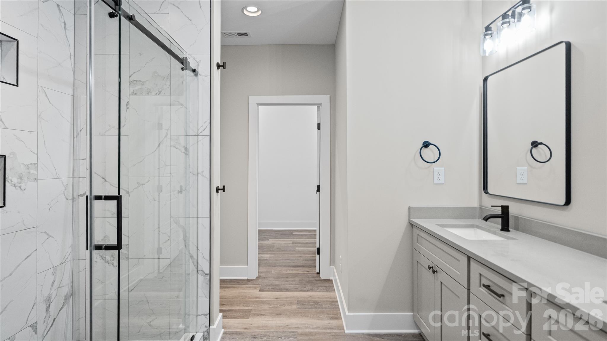 644 Roxboro Drive Property Photo 18