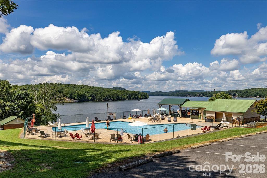 644 Roxboro Drive Property Photo 35