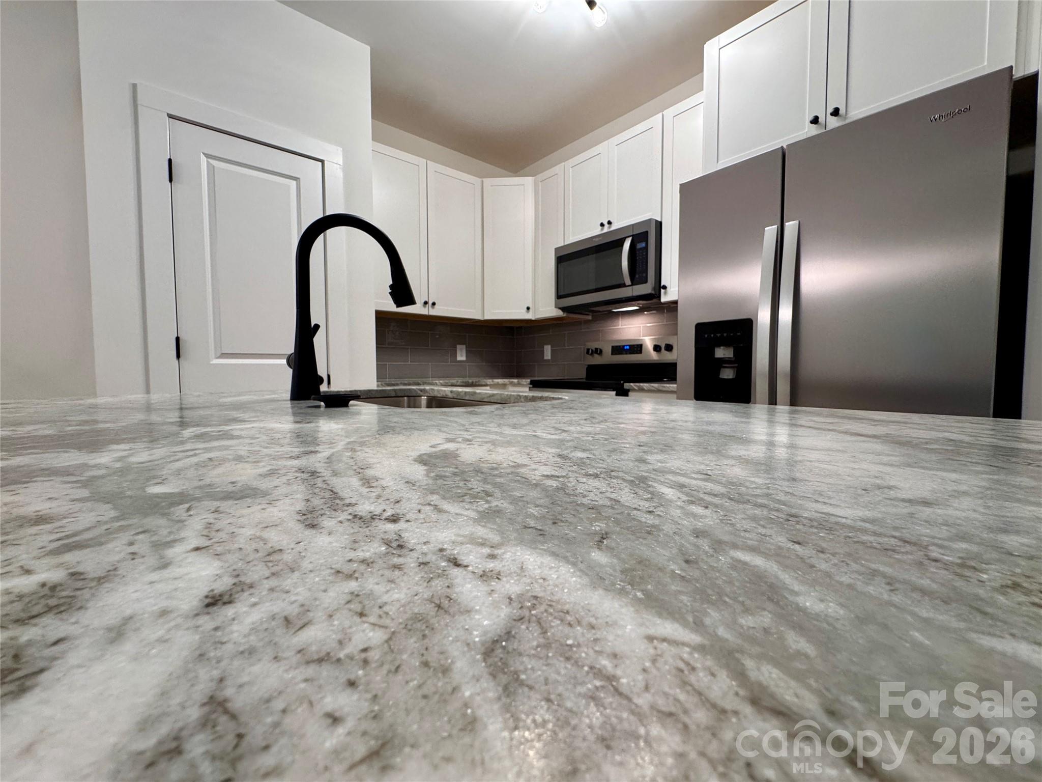 1010 John Street 4 Property Photo 4