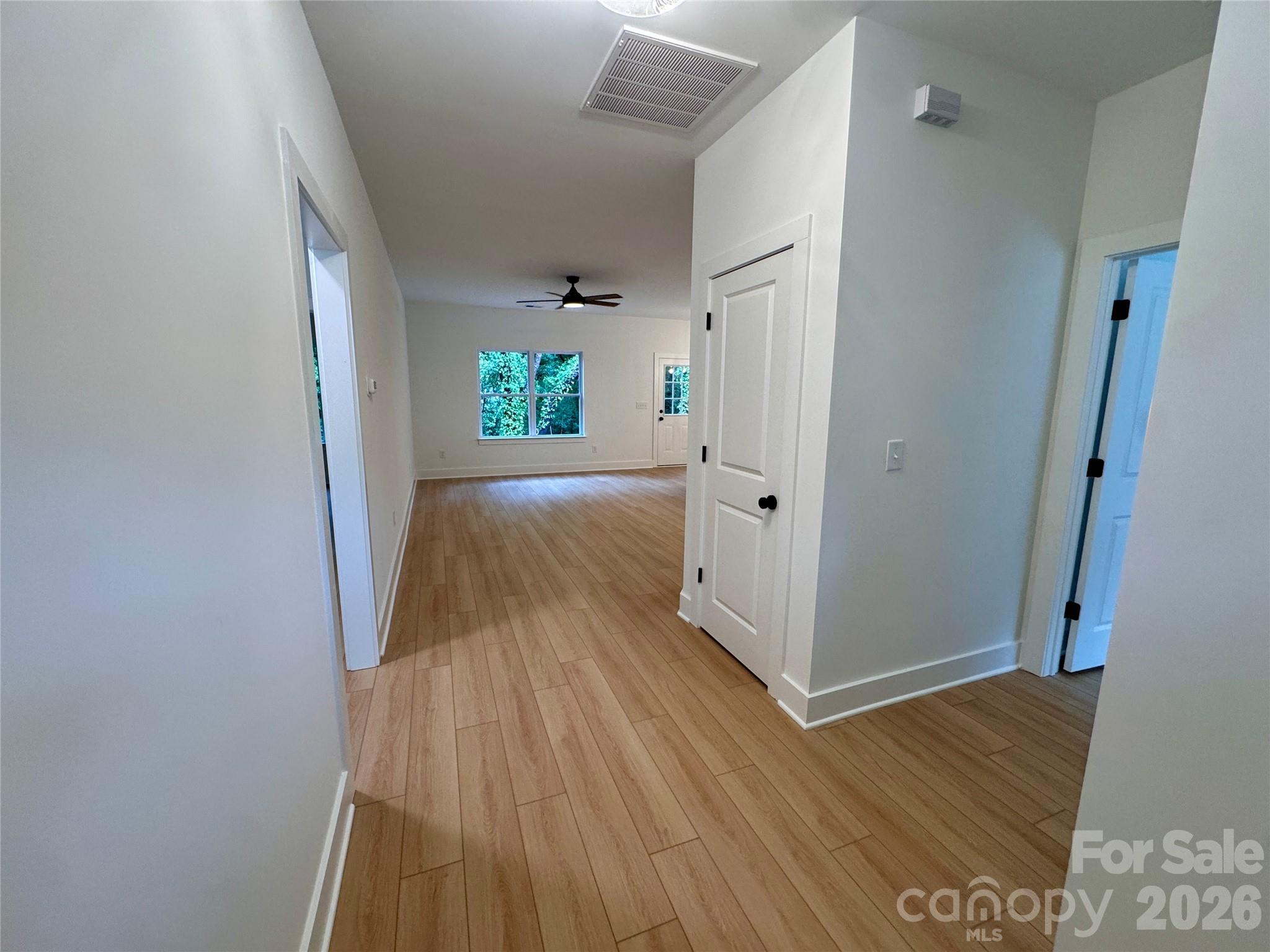 1010 John Street 4 Property Photo 9