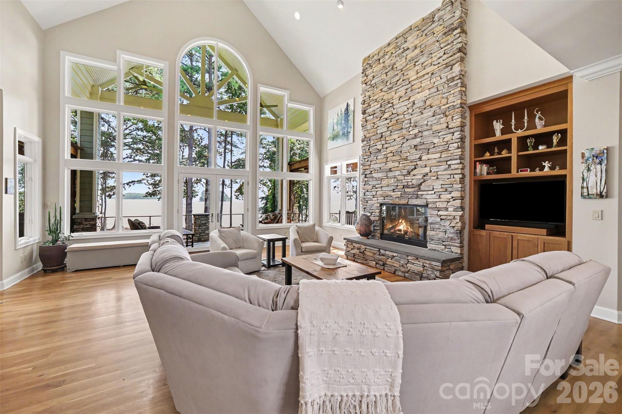 193 Washam Road Property Photo 3