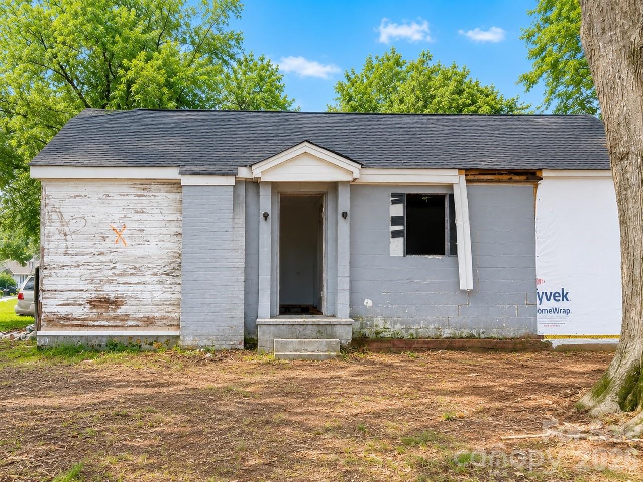 111 Churchill Drive Property Photo 4