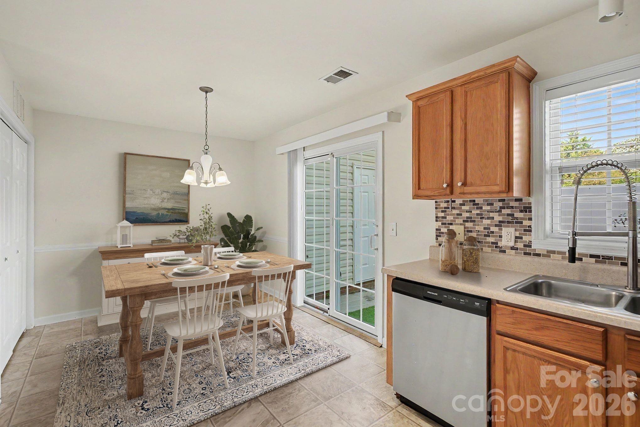 3707 Spanish Peak Drive Property Photo 12