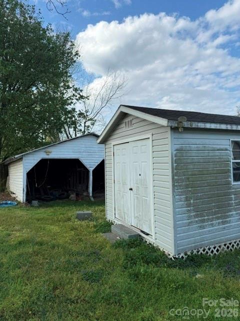 1506 Moose Road Property Photo 7