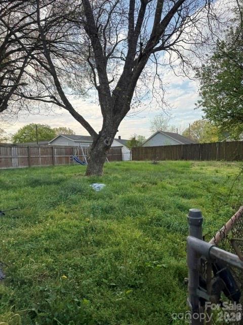 1506 Moose Road Property Photo 8