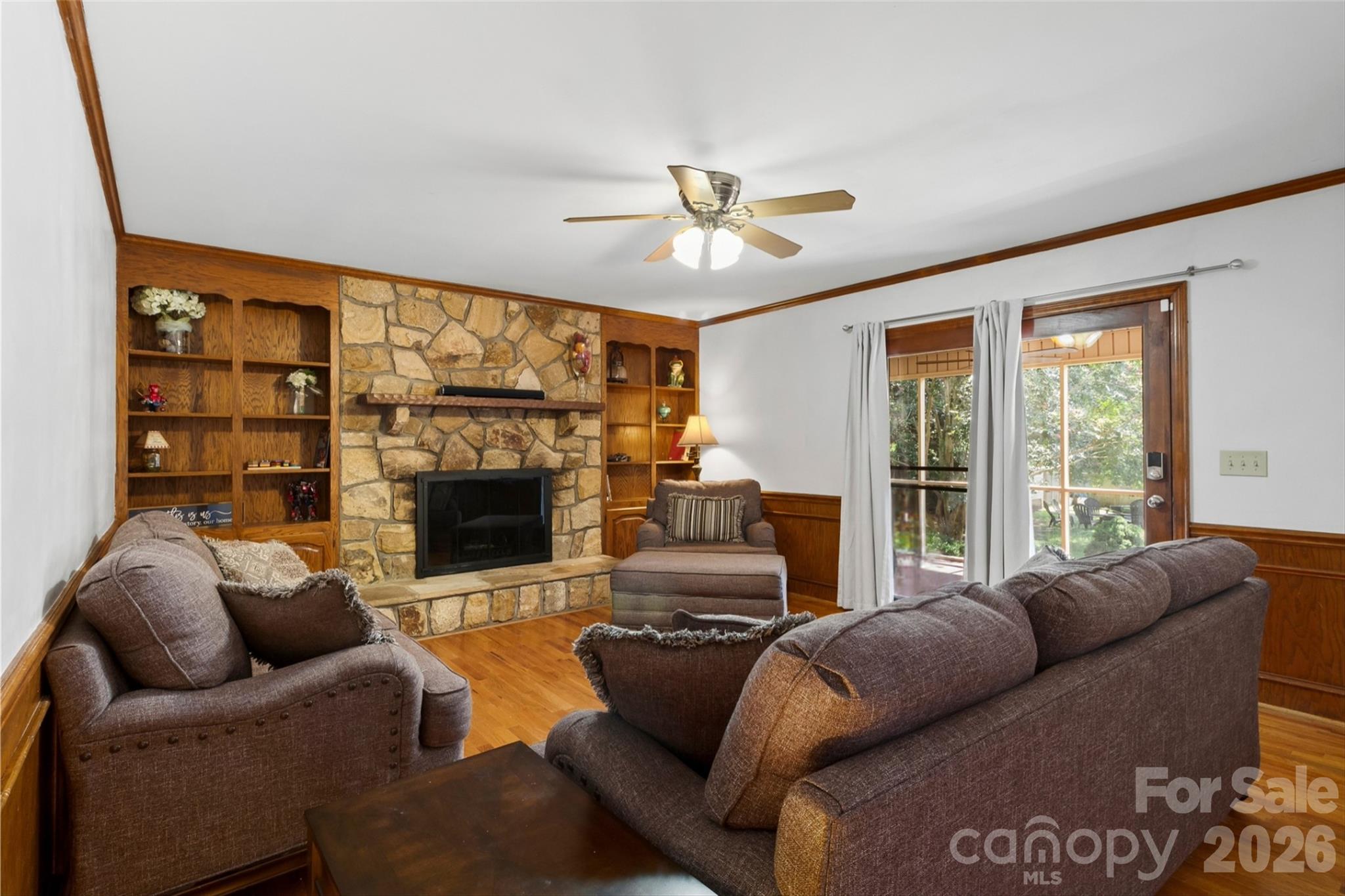 8601 Middleton Circle Property Photo 11