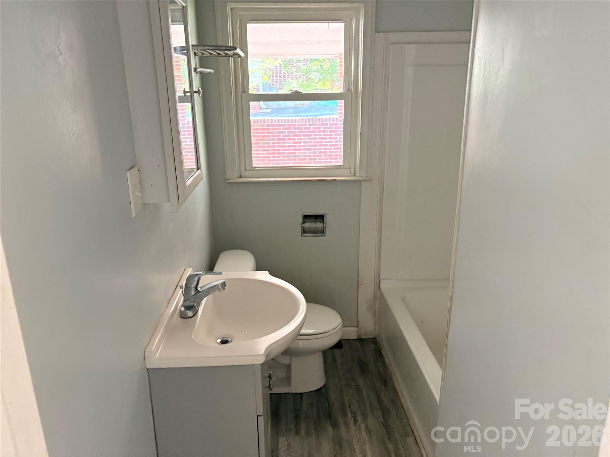711 Arthur Boulevard Property Photo 10