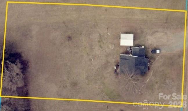 1538 Independence Square Property Photo 3