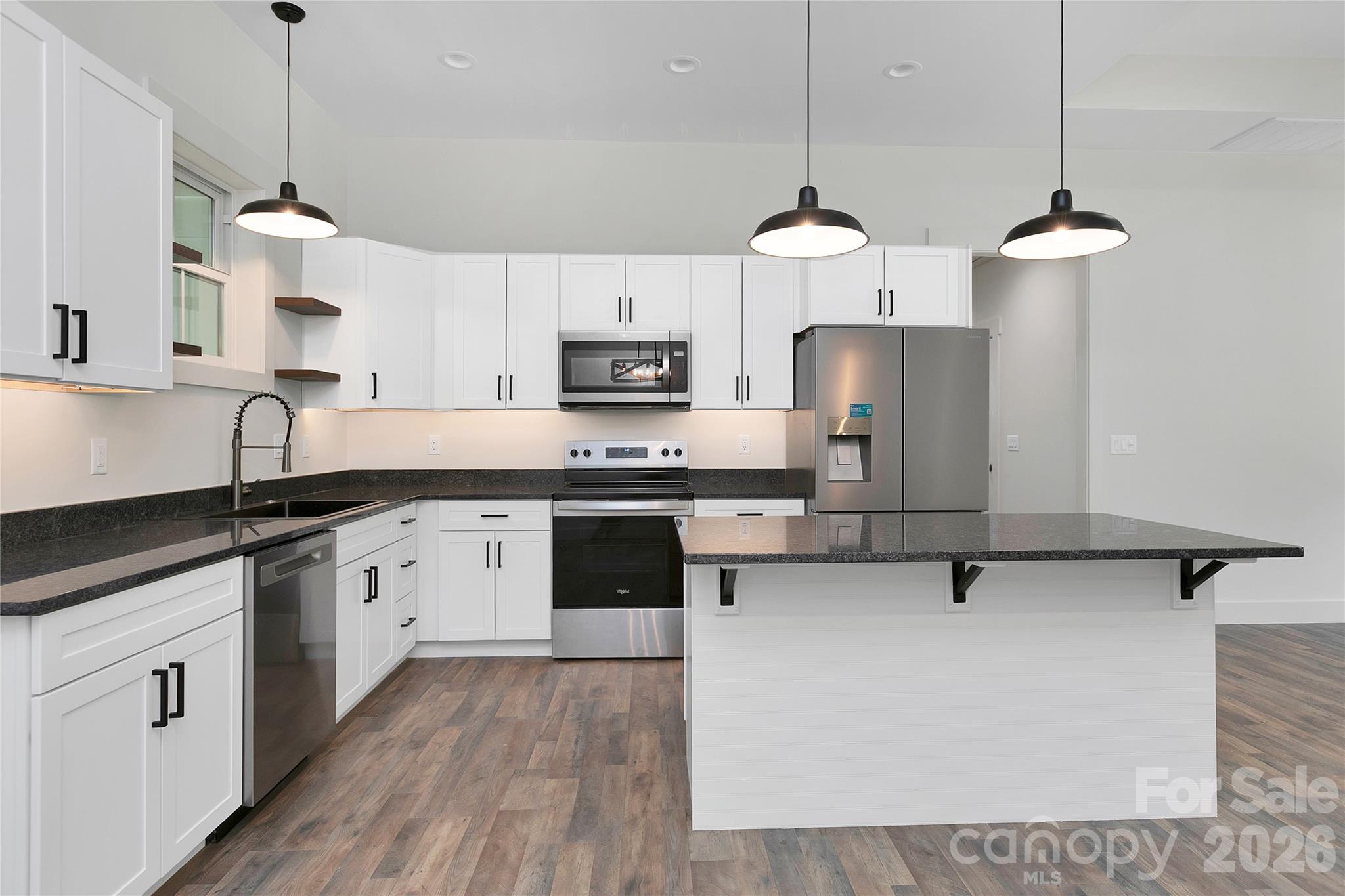146 Cliff Road Property Photo 14