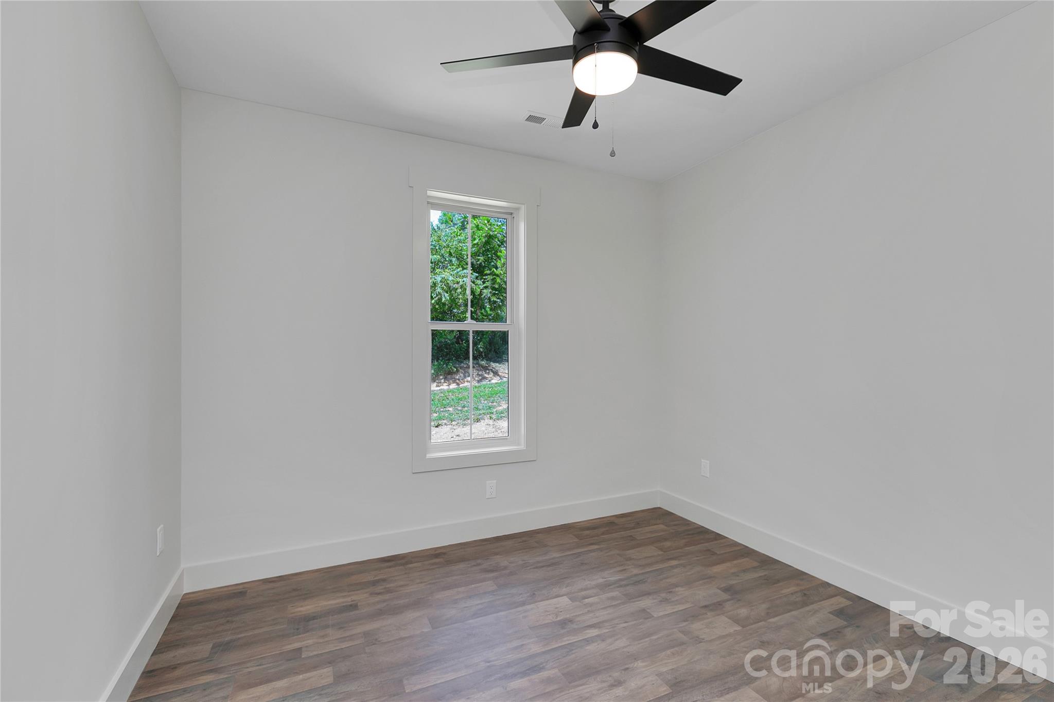 146 Cliff Road Property Photo 21