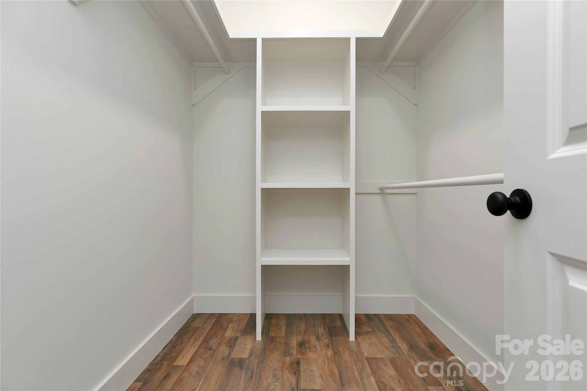 146 Cliff Road Property Photo 34