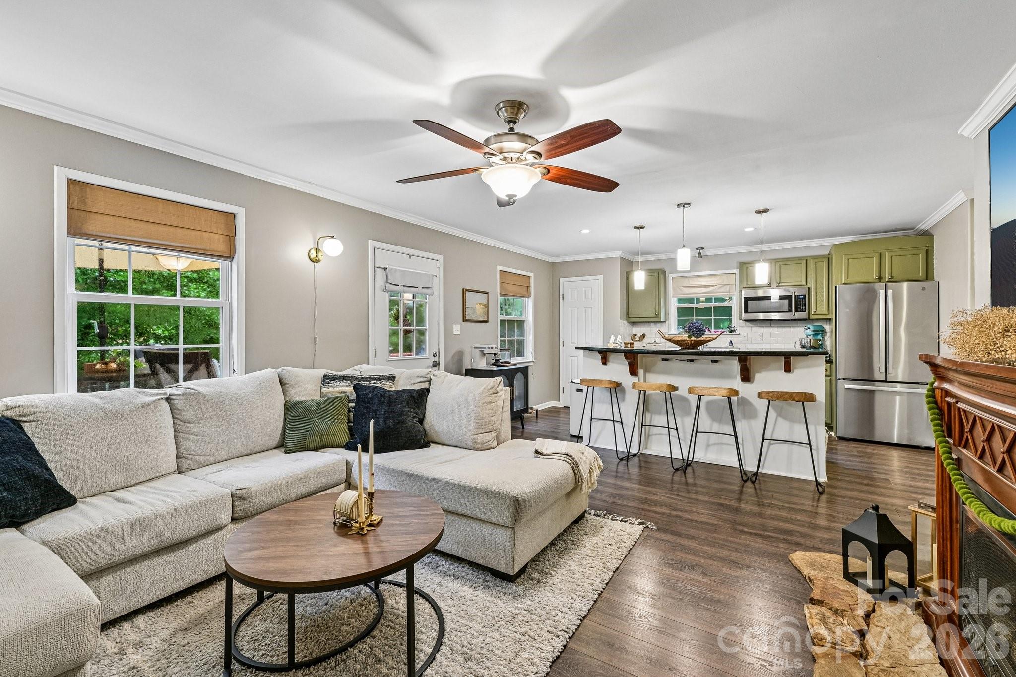 8658 Dog Leg Road 16/b Property Photo 6