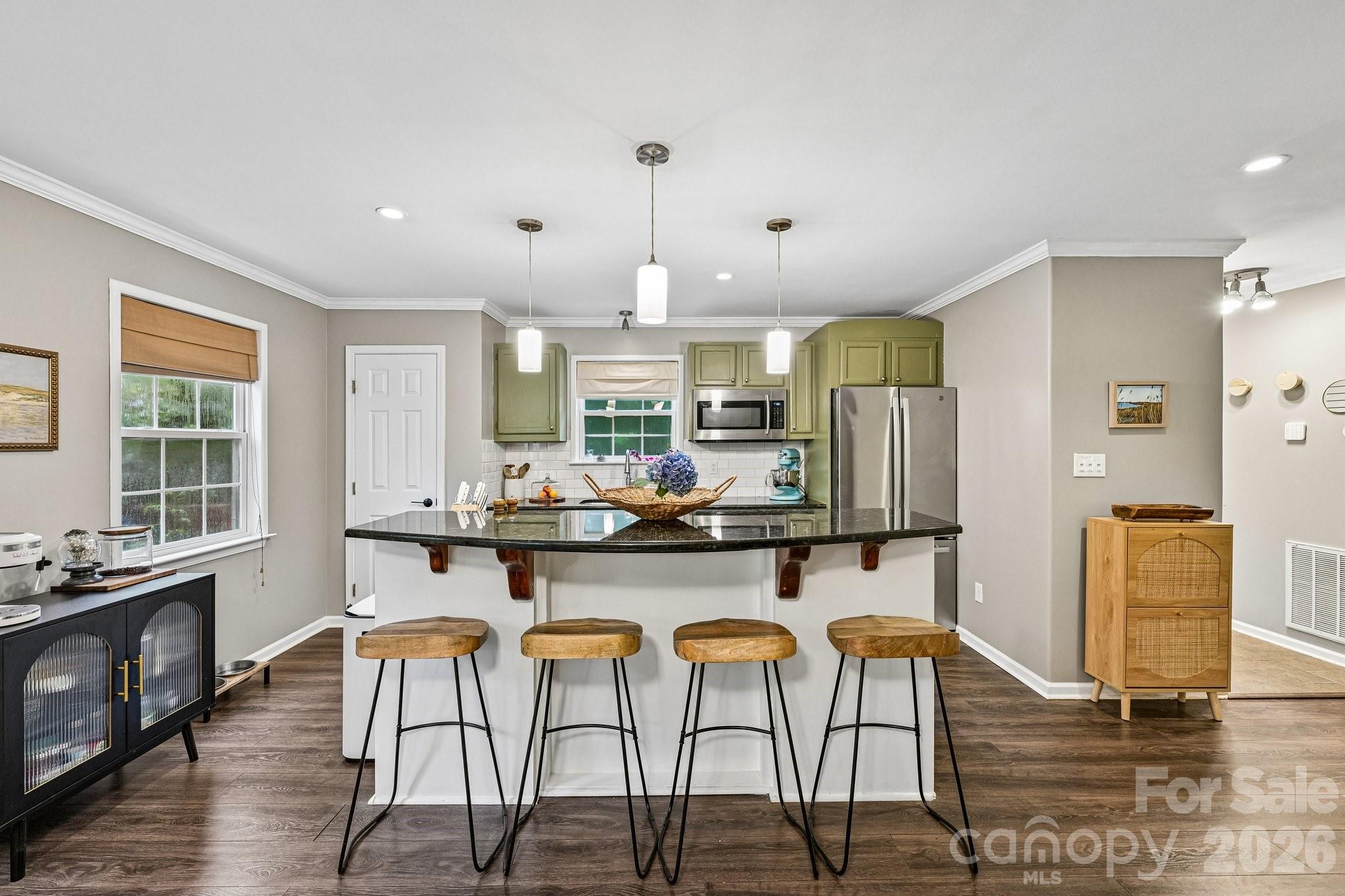 8658 Dog Leg Road 16/b Property Photo 11