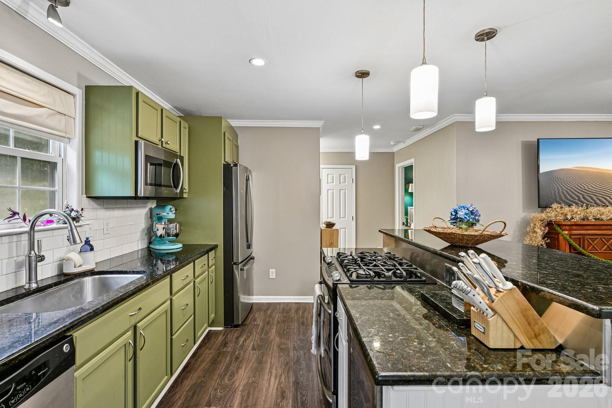 8658 Dog Leg Road 16/b Property Photo 14