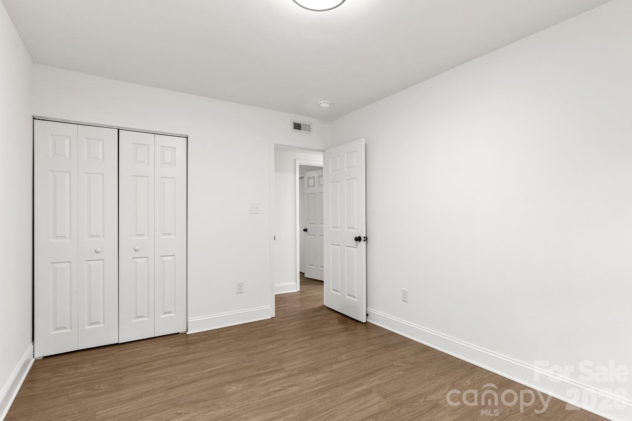 9006 Trailhead Court Property Photo 17