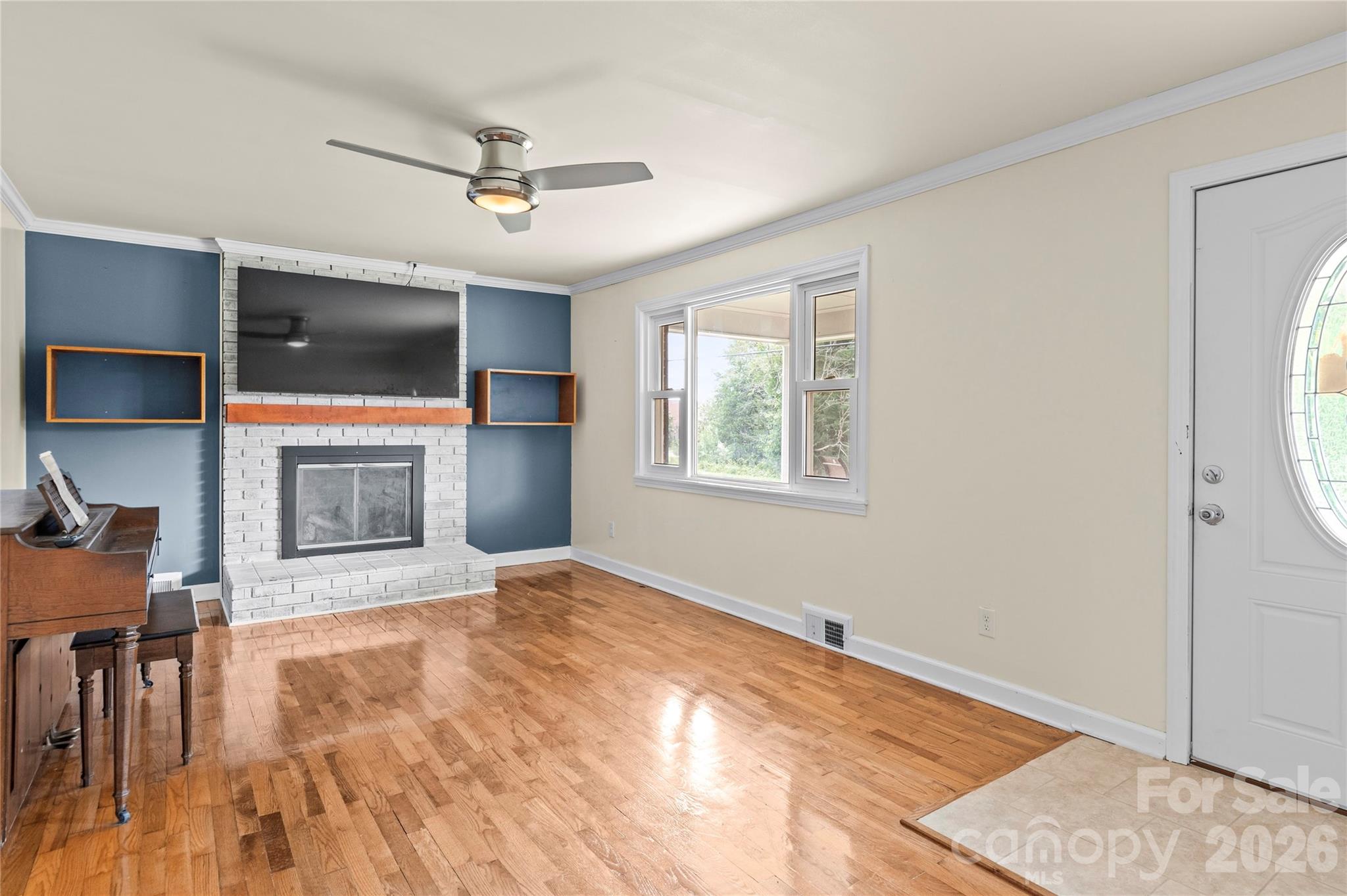131 River Road Property Photo 5