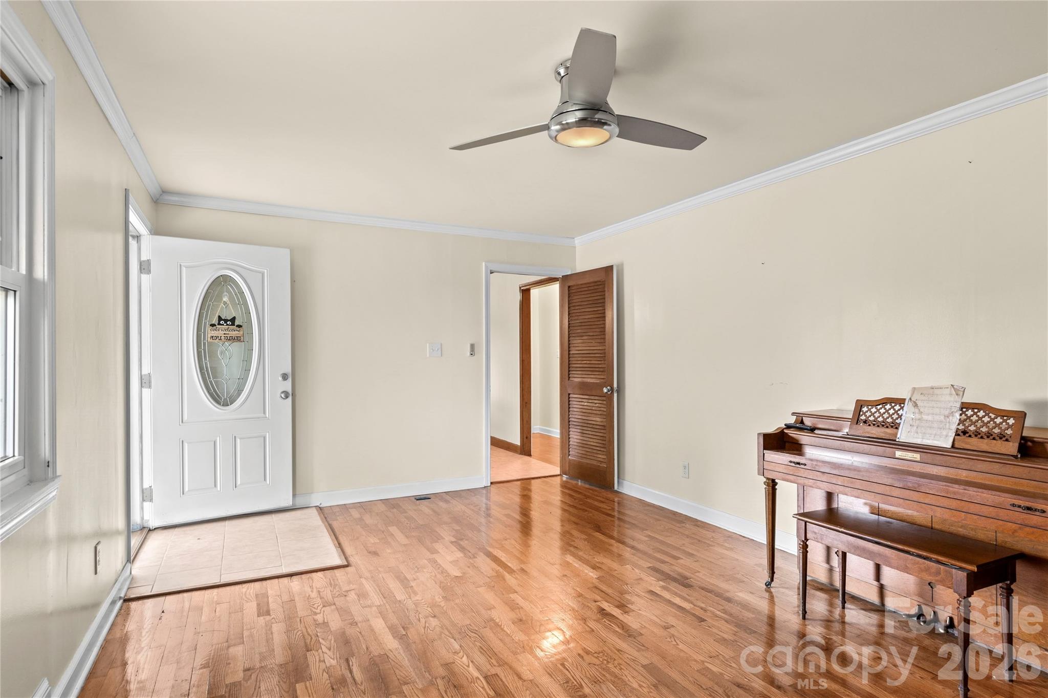 131 River Road Property Photo 7