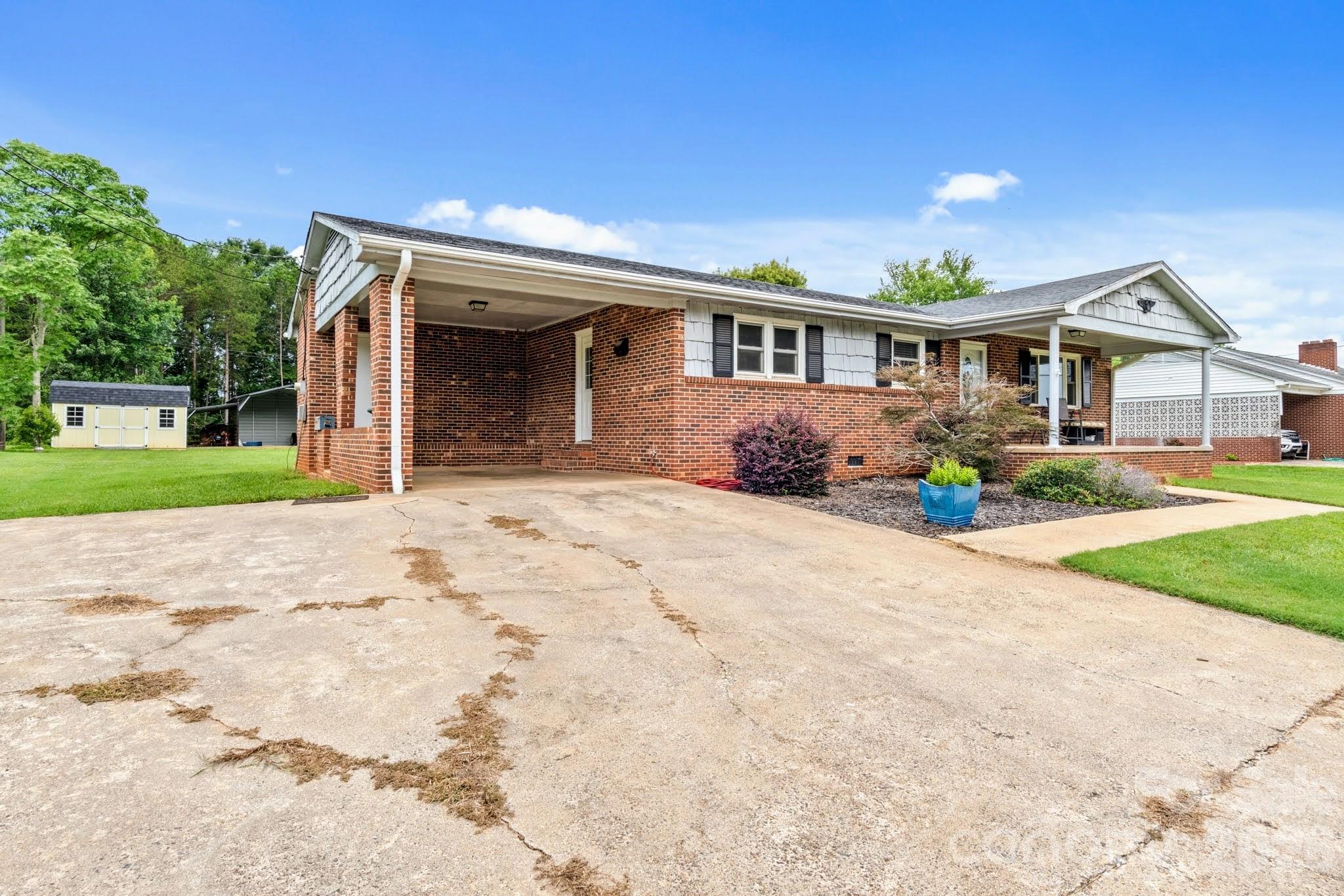131 River Road Property Photo 28