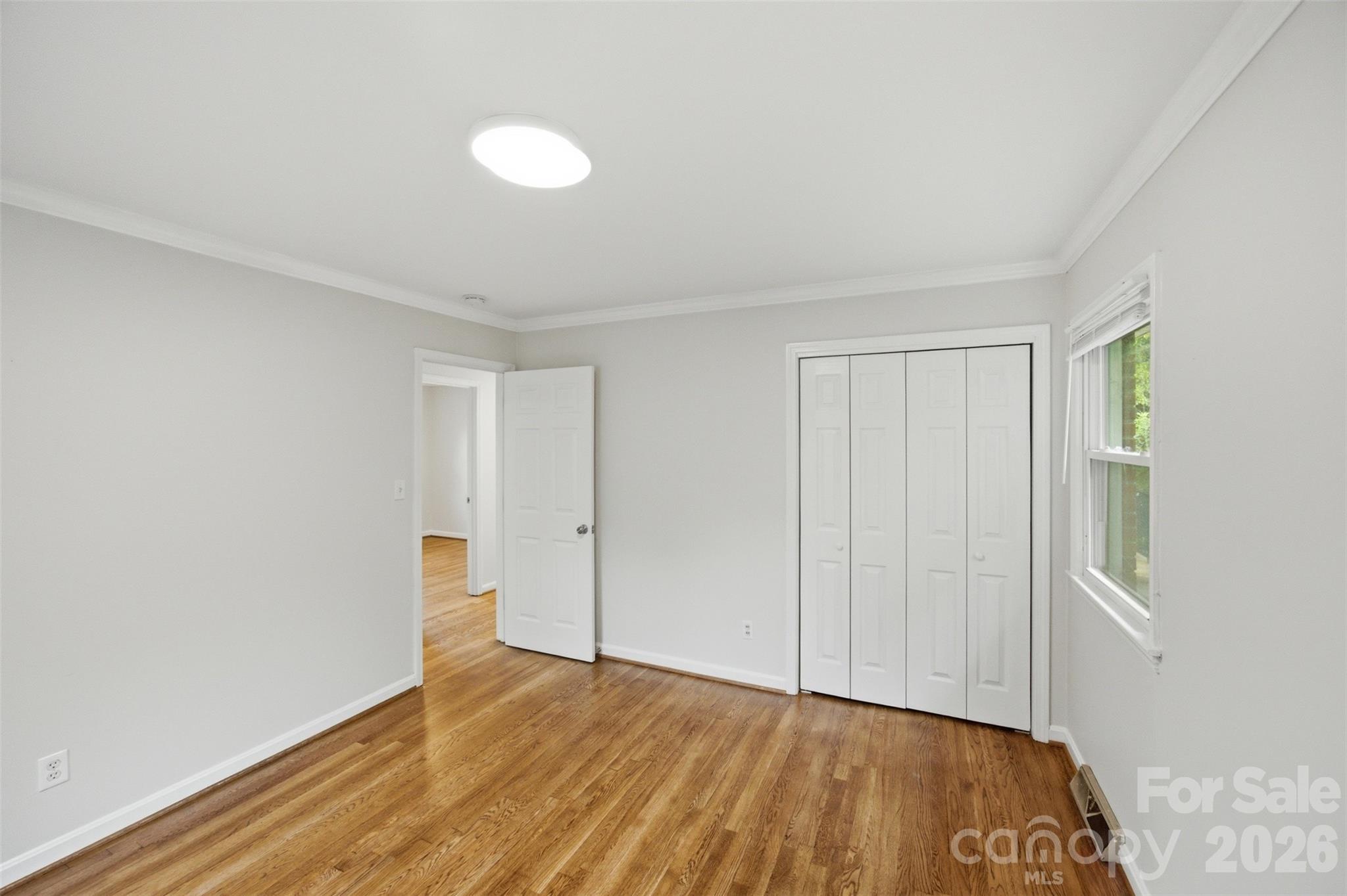 601 Groves Street Property Photo 16