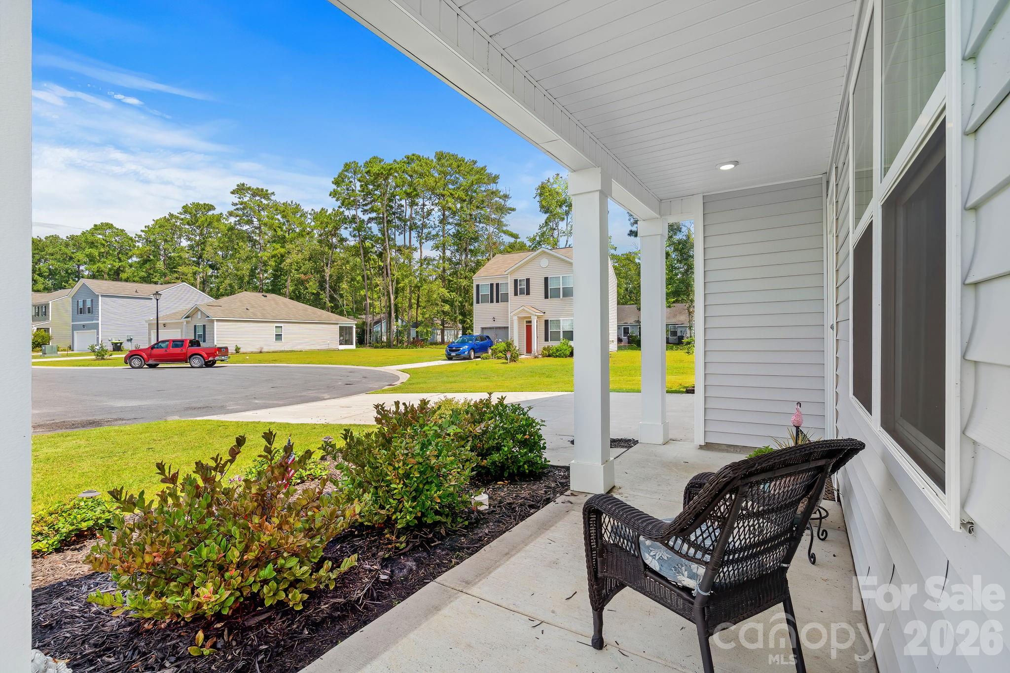 1000 Sennema Circle Property Photo 2