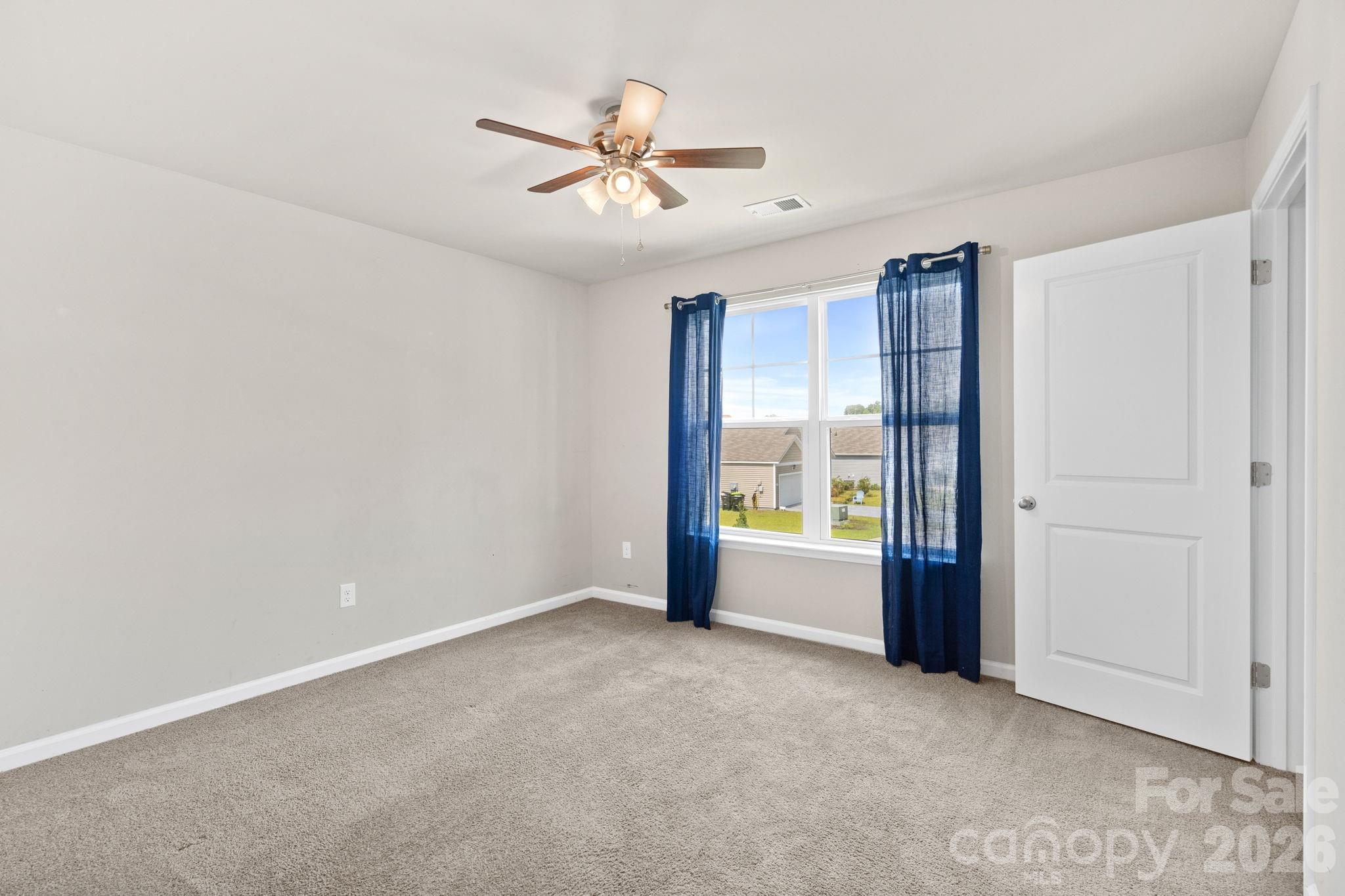 1000 Sennema Circle Property Photo 18