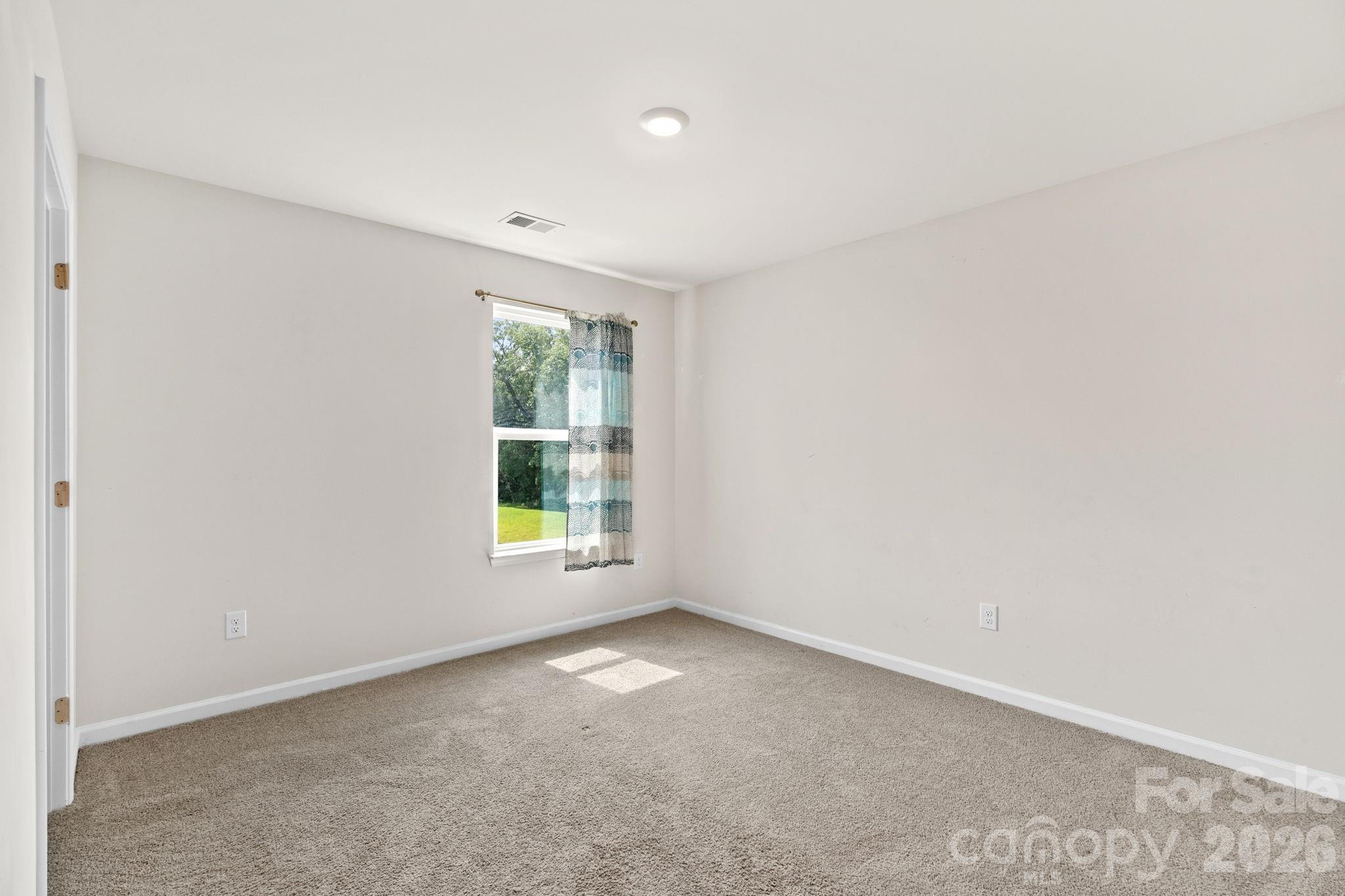 1000 Sennema Circle Property Photo 19