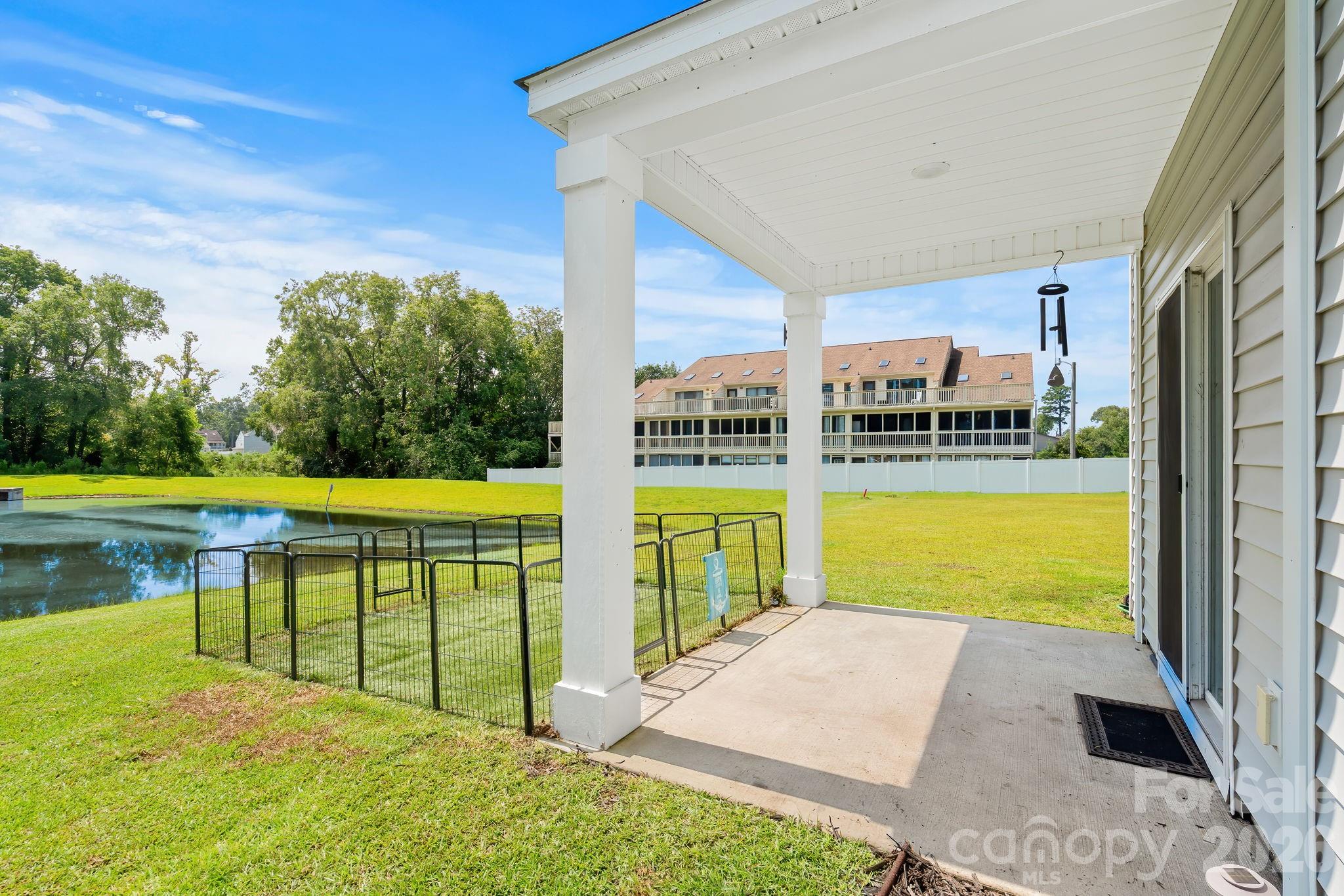 1000 Sennema Circle Property Photo 24