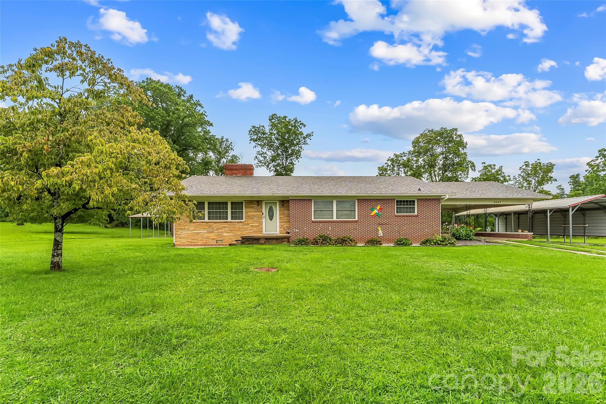 8647 Us 221 Highway Property Photo 2