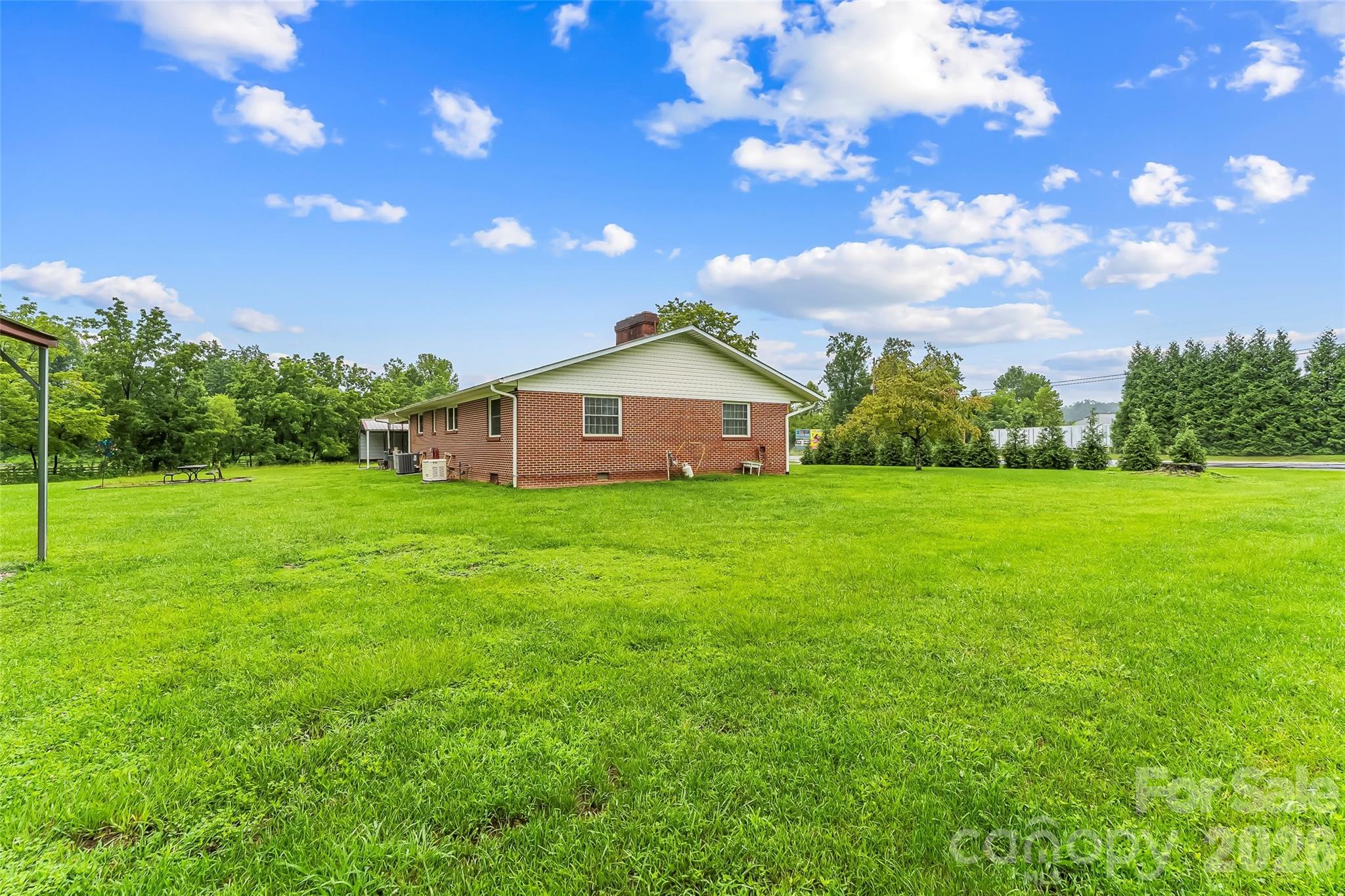 8647 Us 221 Highway Property Photo 27