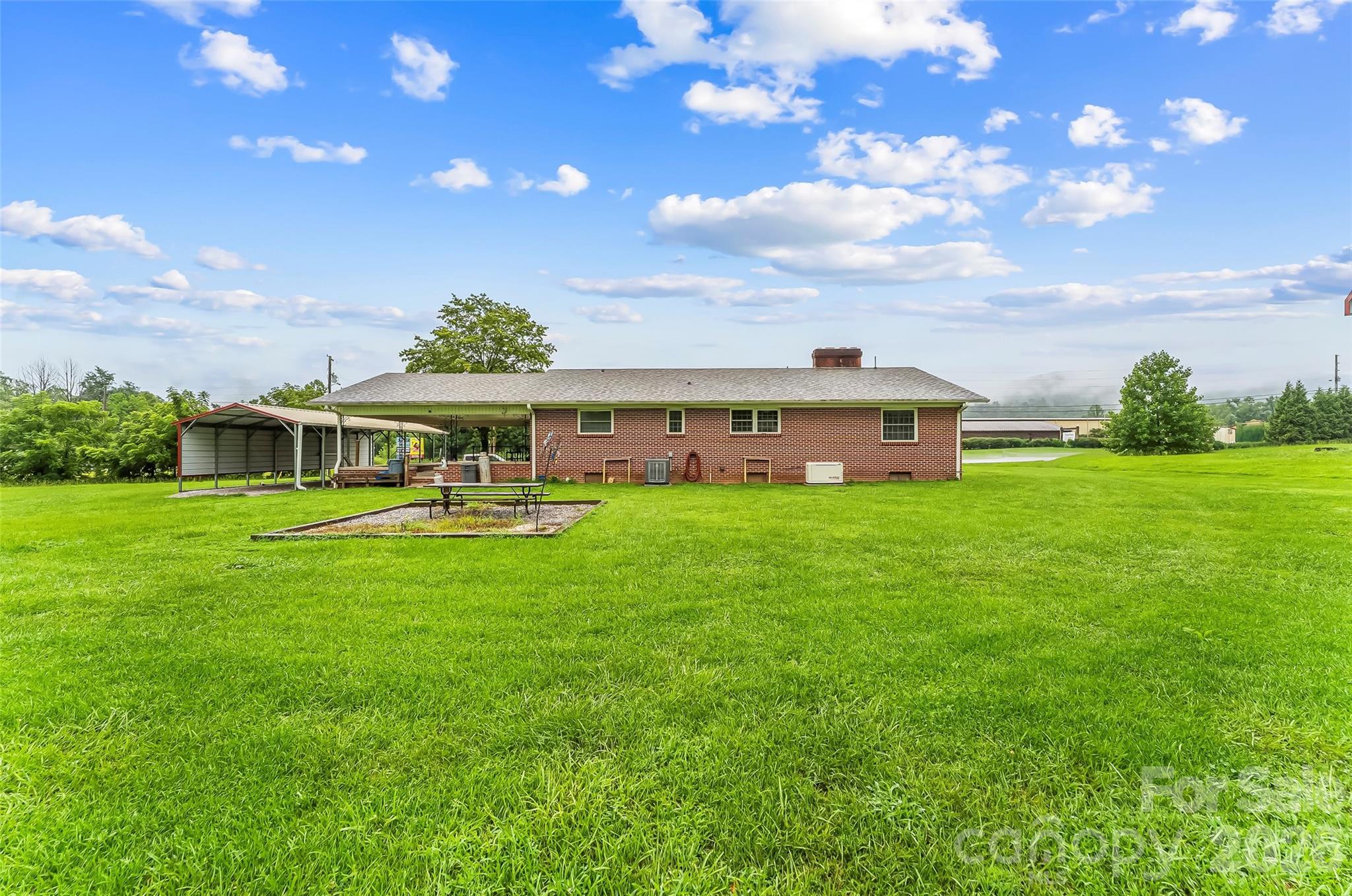 8647 Us 221 Highway Property Photo 30