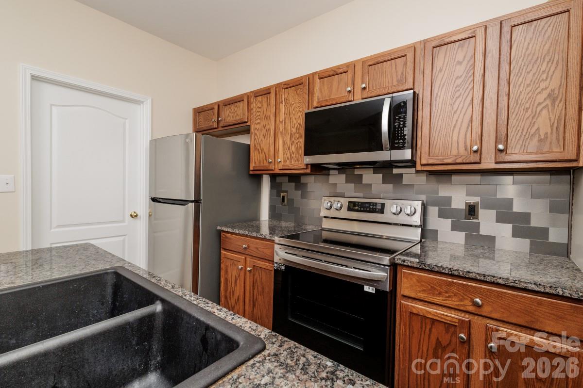 12355 Walden Lea Drive Property Photo 8
