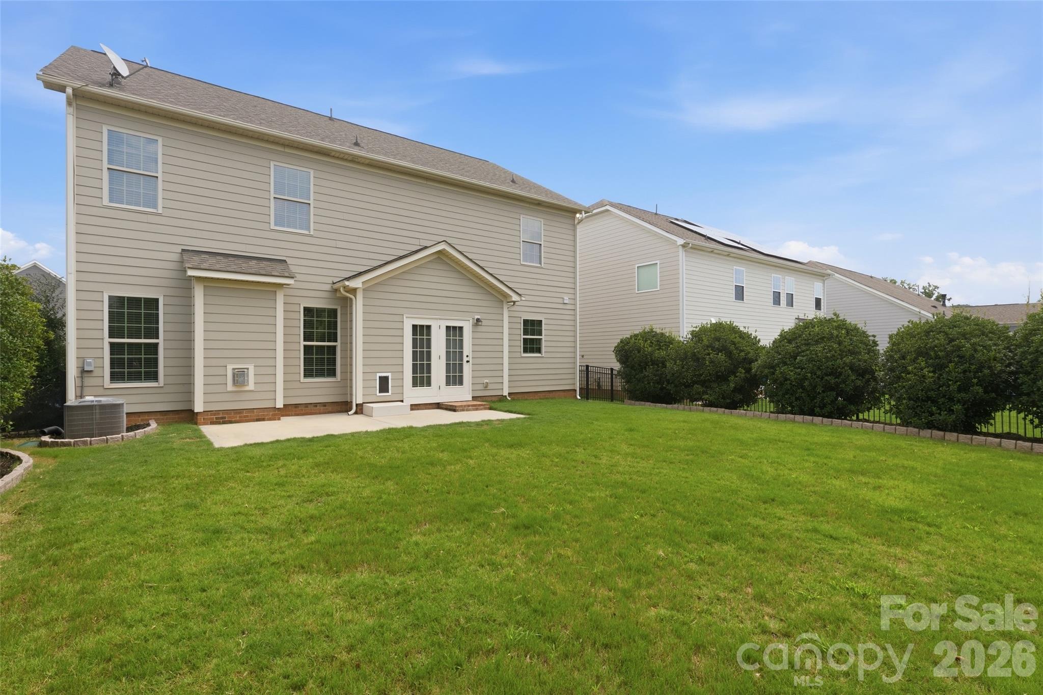 1004 Hallmark Way Property Photo 40