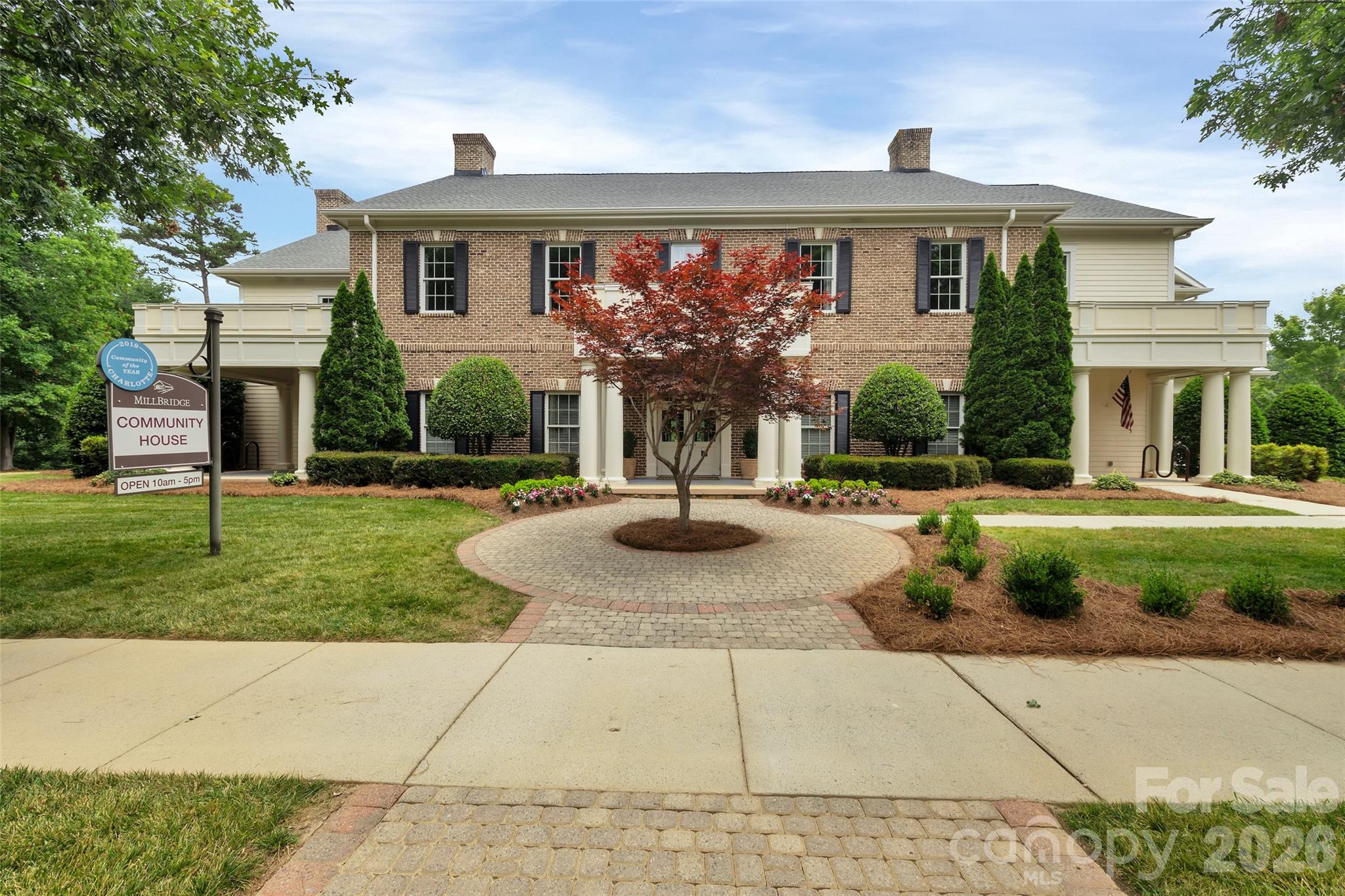 1004 Hallmark Way Property Photo 44