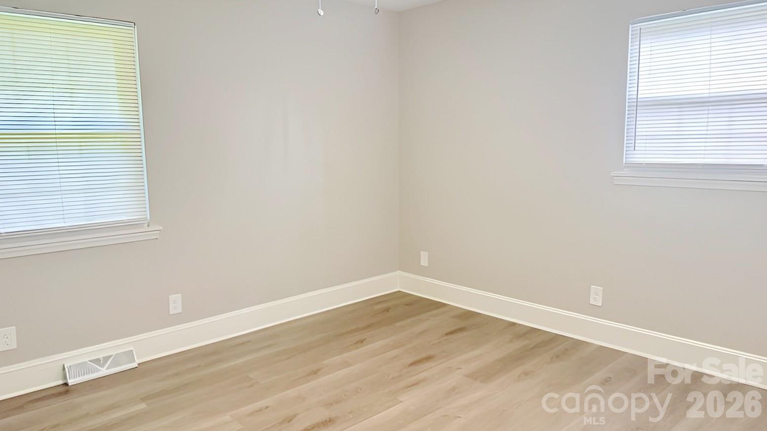 7511 Monroe Road Property Photo 12