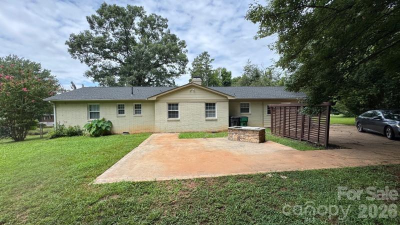 7511 Monroe Road Property Photo 14
