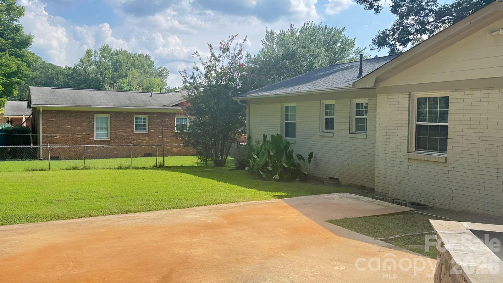 7511 Monroe Road Property Photo 16