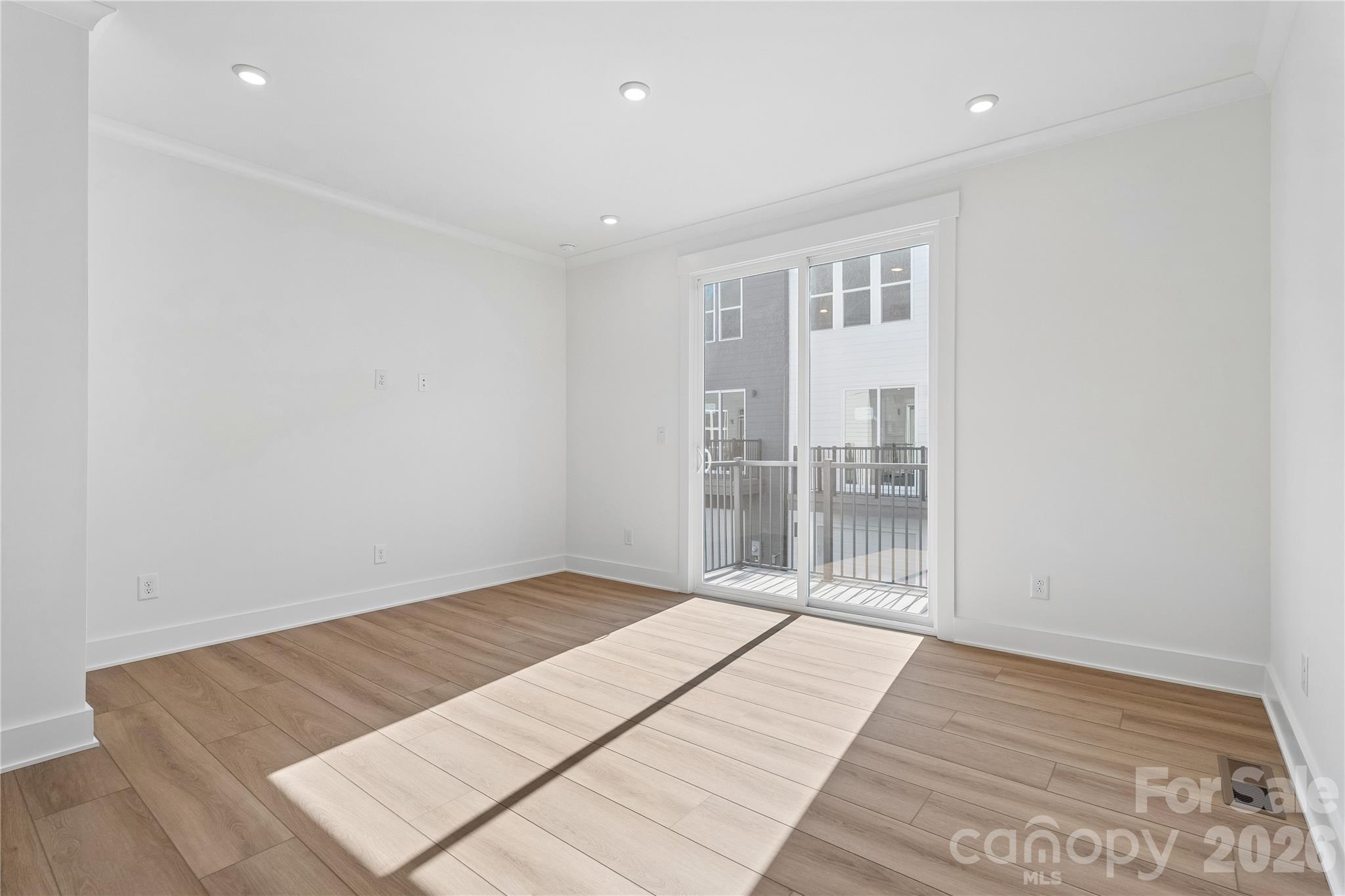 5013 Dutchess Drive Property Photo 3