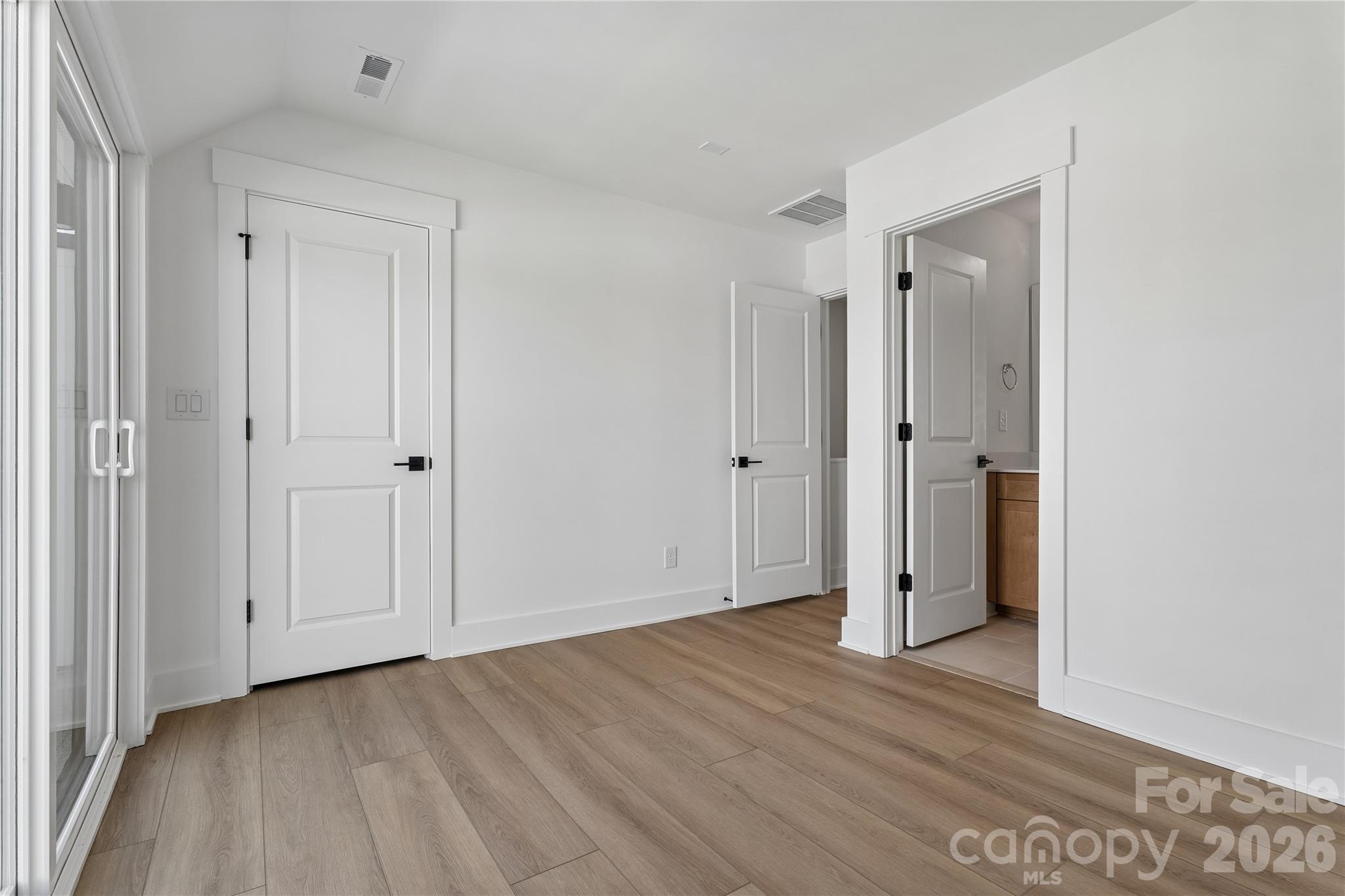 5013 Dutchess Drive Property Photo 11