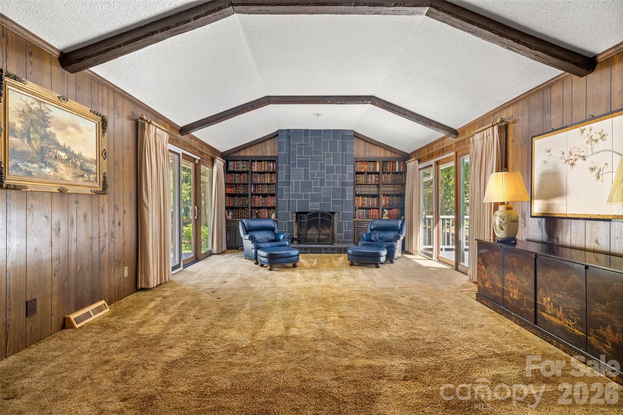600 Fairway Drive Property Photo 13