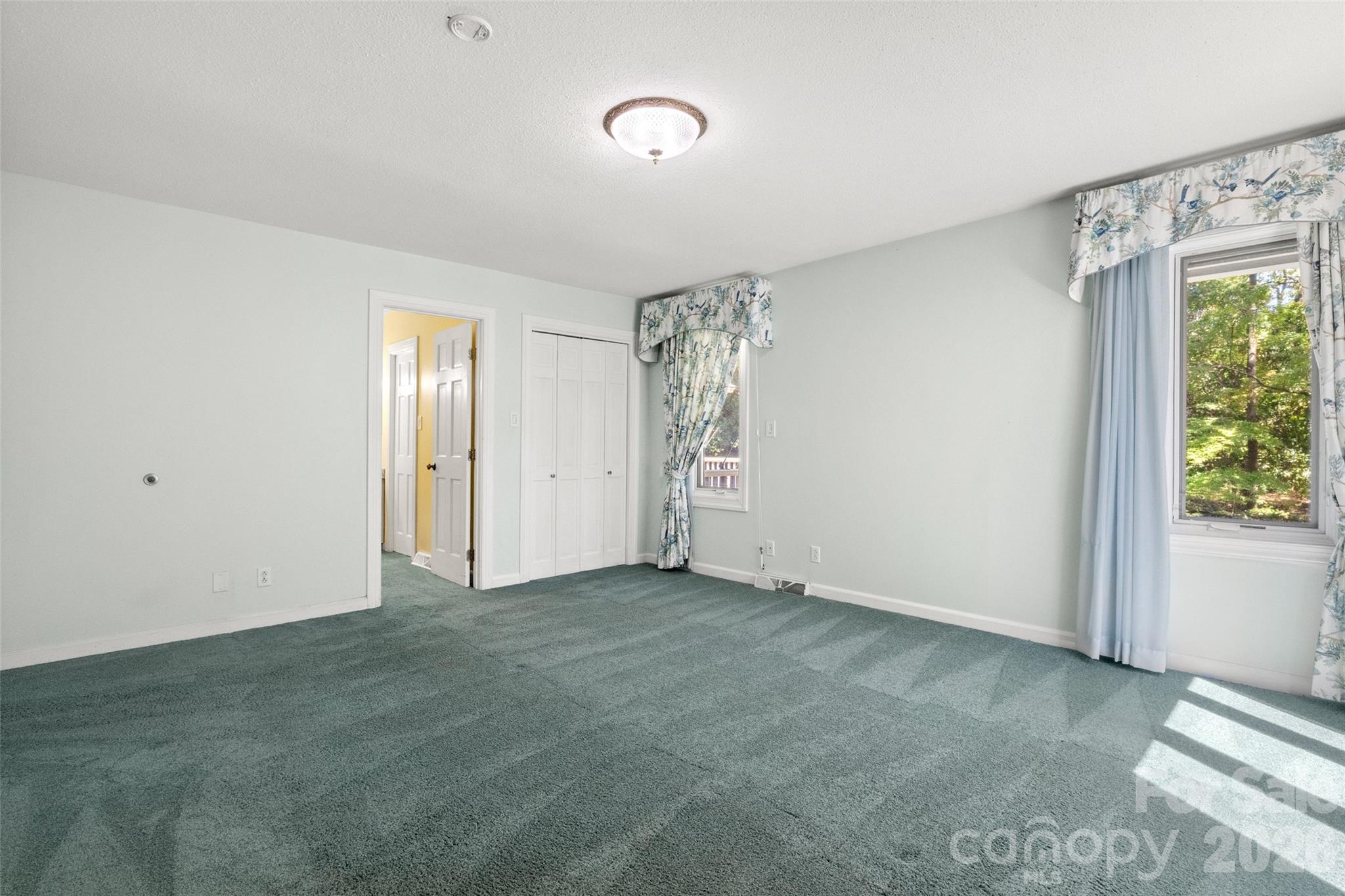 600 Fairway Drive Property Photo 16