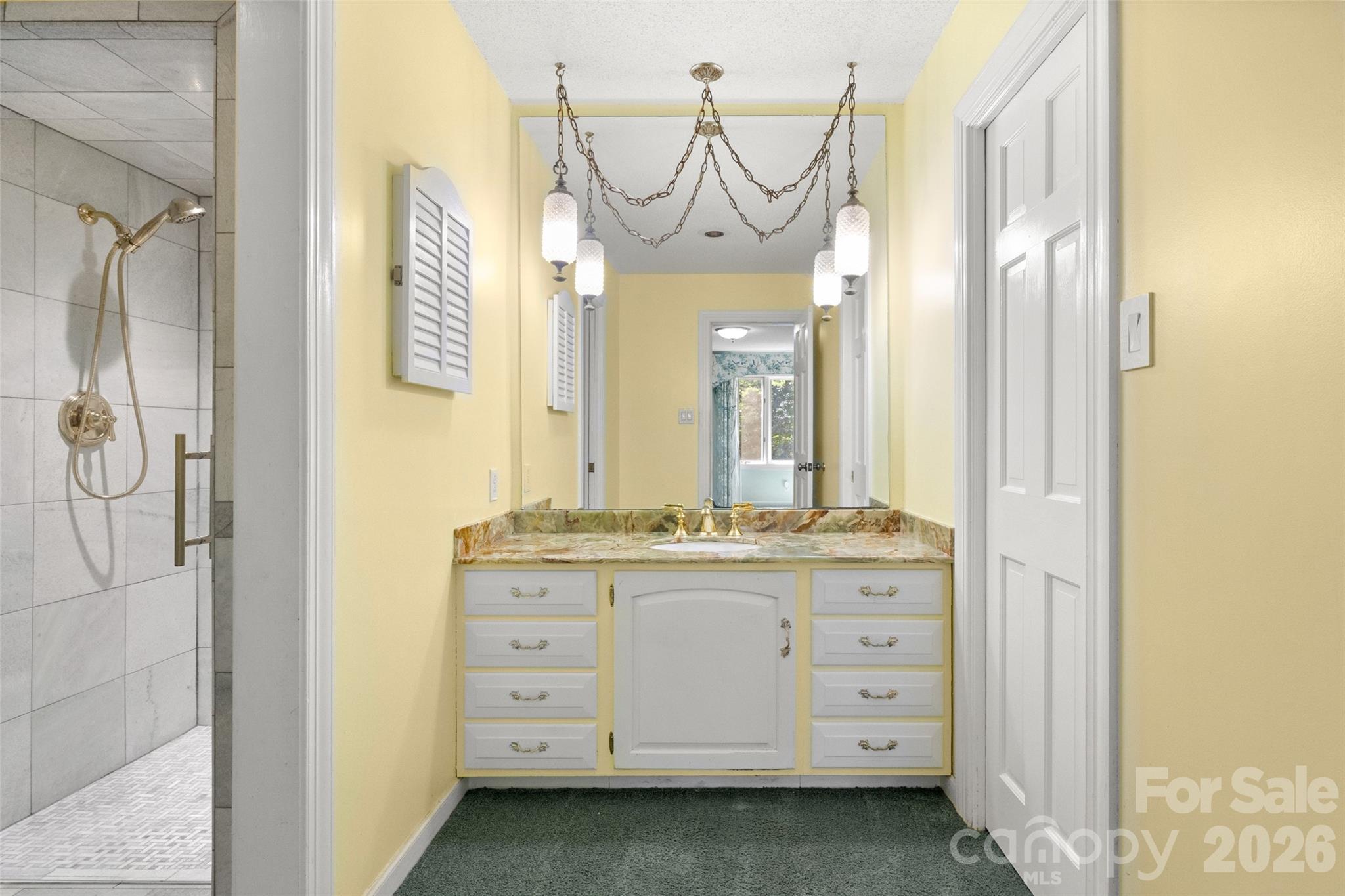600 Fairway Drive Property Photo 17