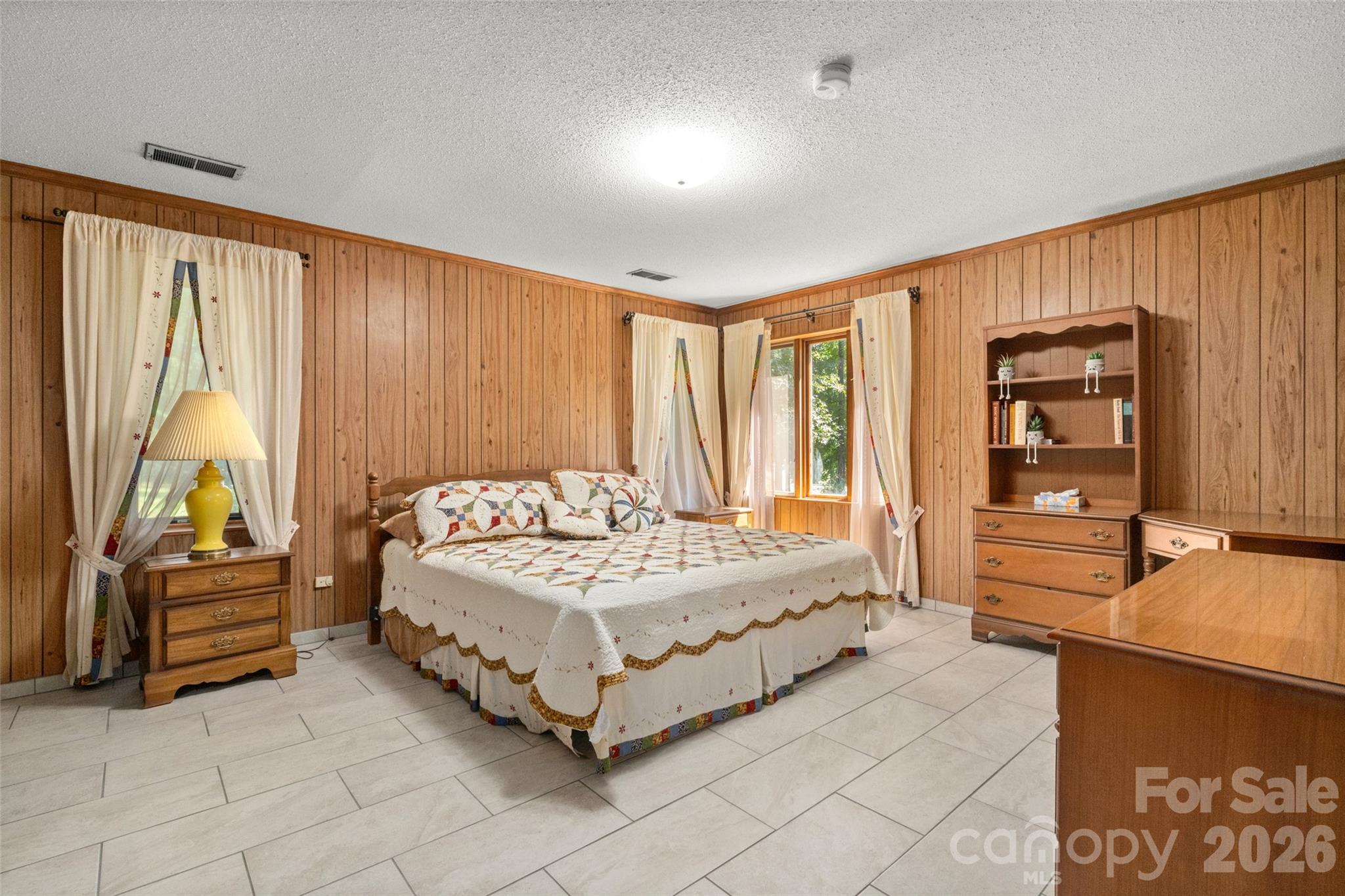 600 Fairway Drive Property Photo 25