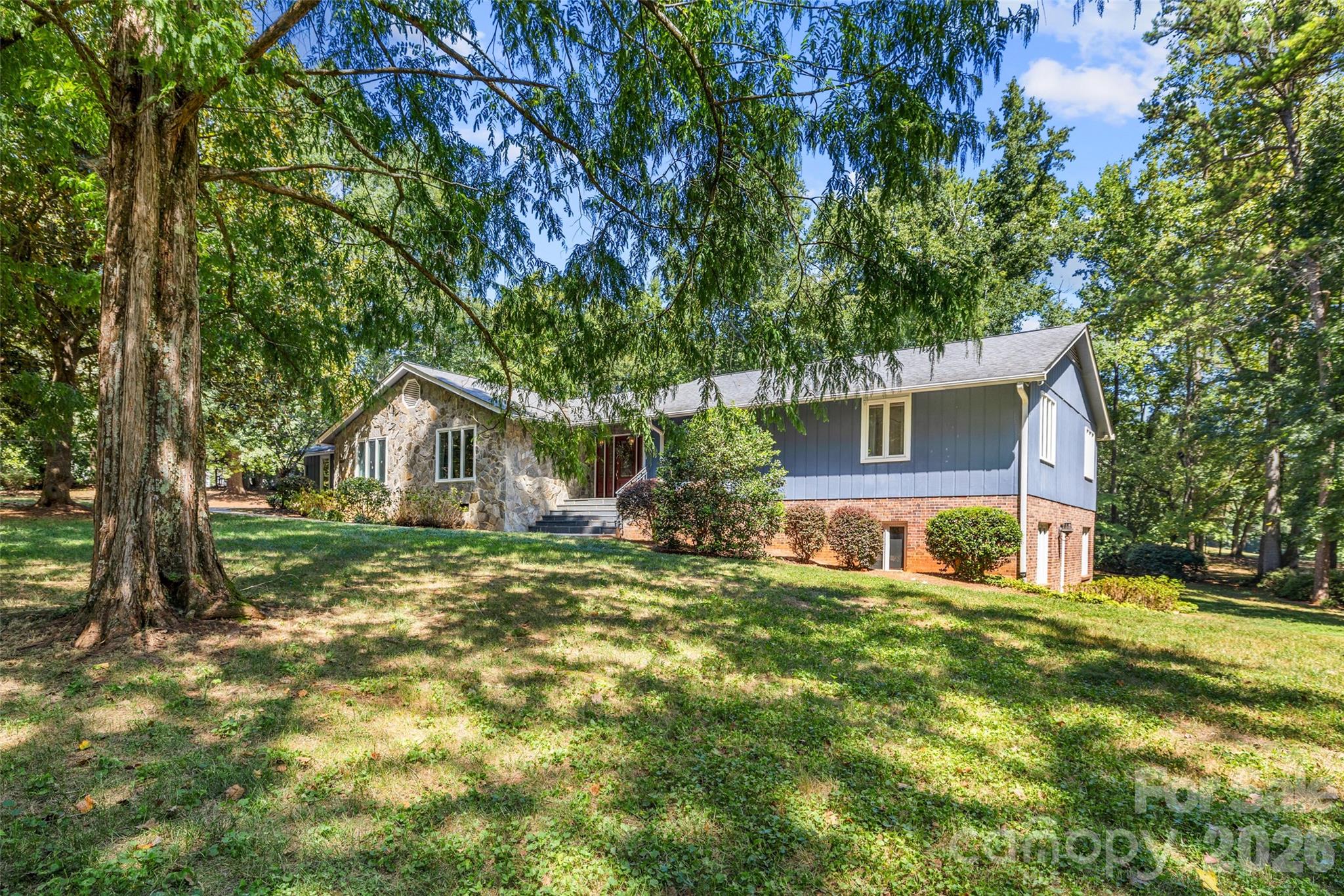 600 Fairway Drive Property Photo 37