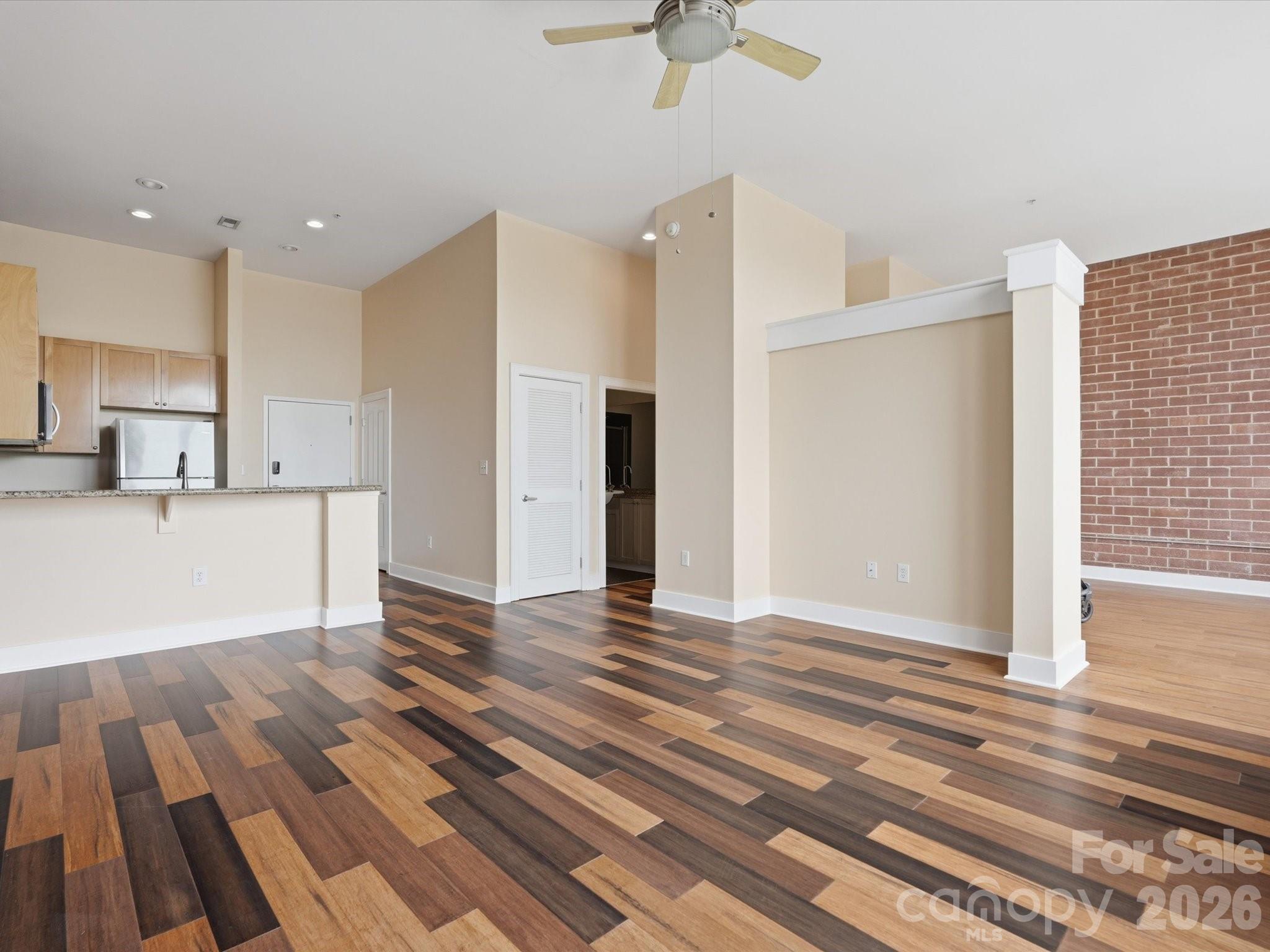 710 W Trade Street 703 Property Photo 8