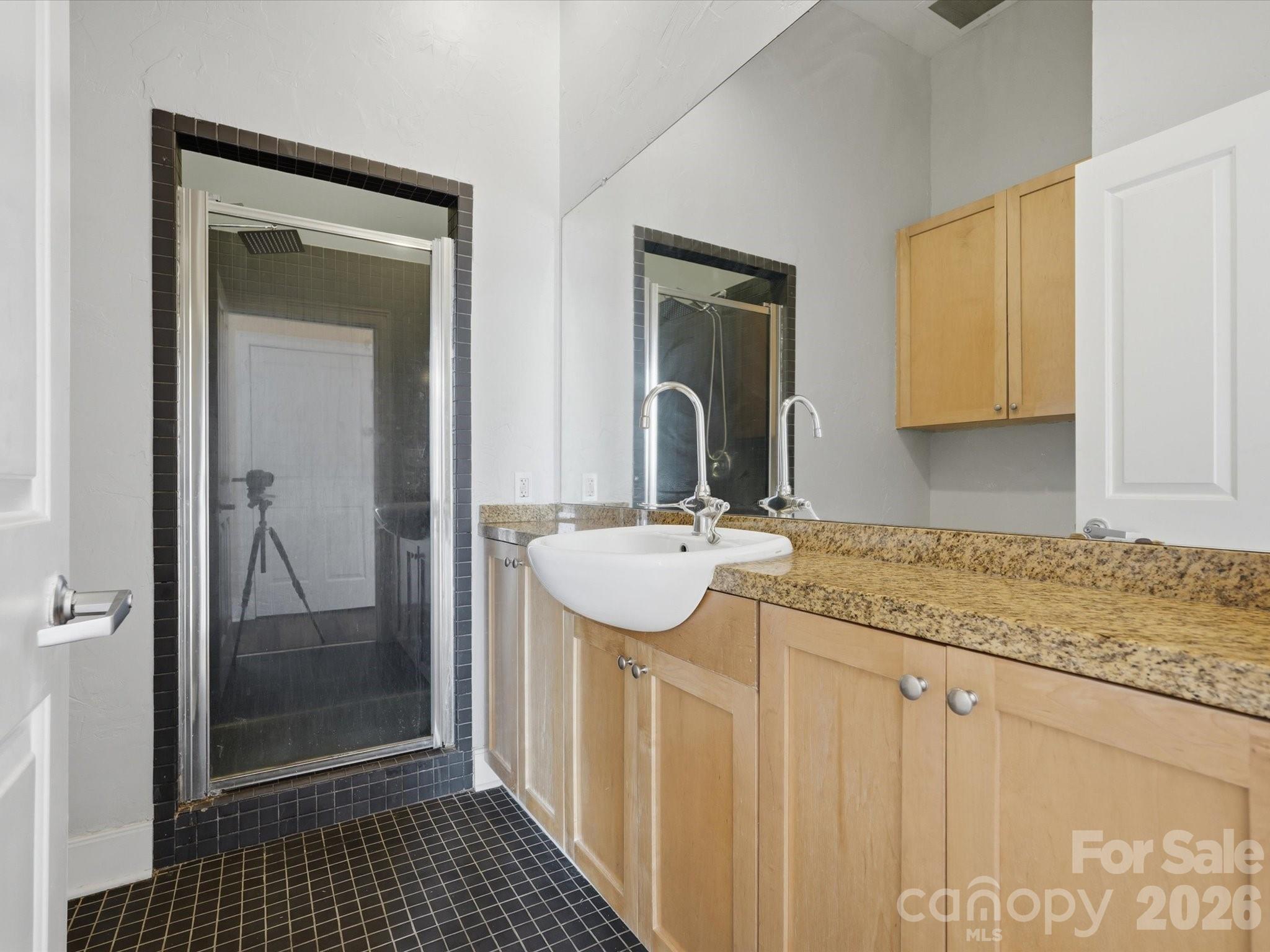 710 W Trade Street 703 Property Photo 14